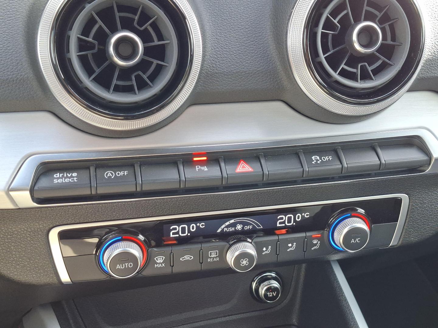 Image about Audi Q2 S line 35 TDI 110 kW (150 ch) S tronic