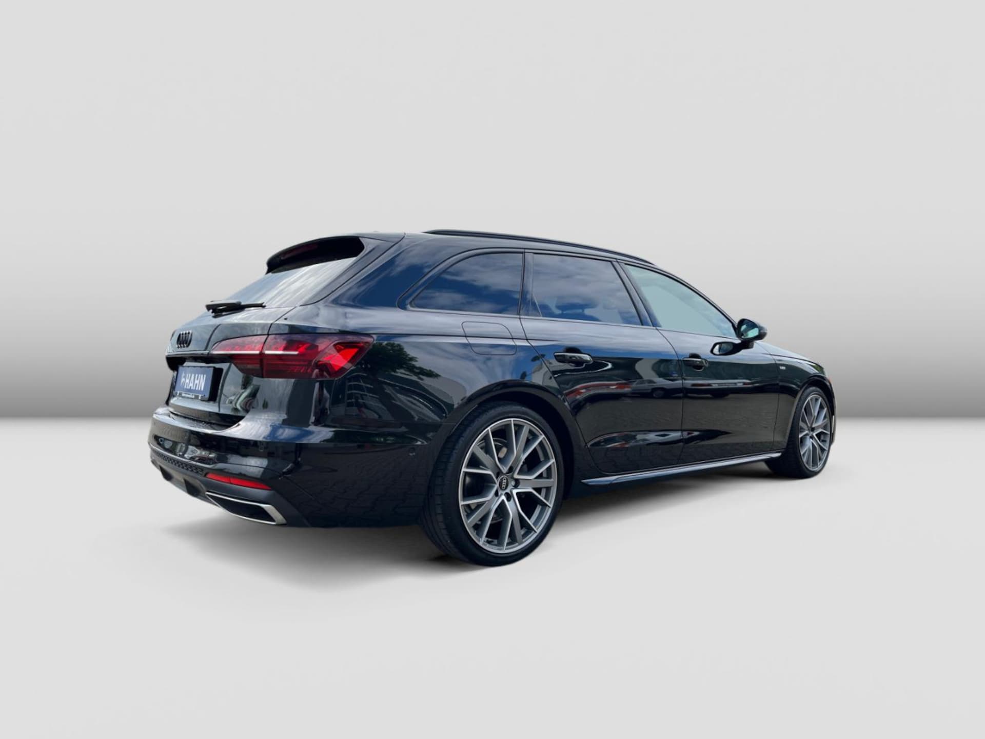 Audi A4 Avant S line