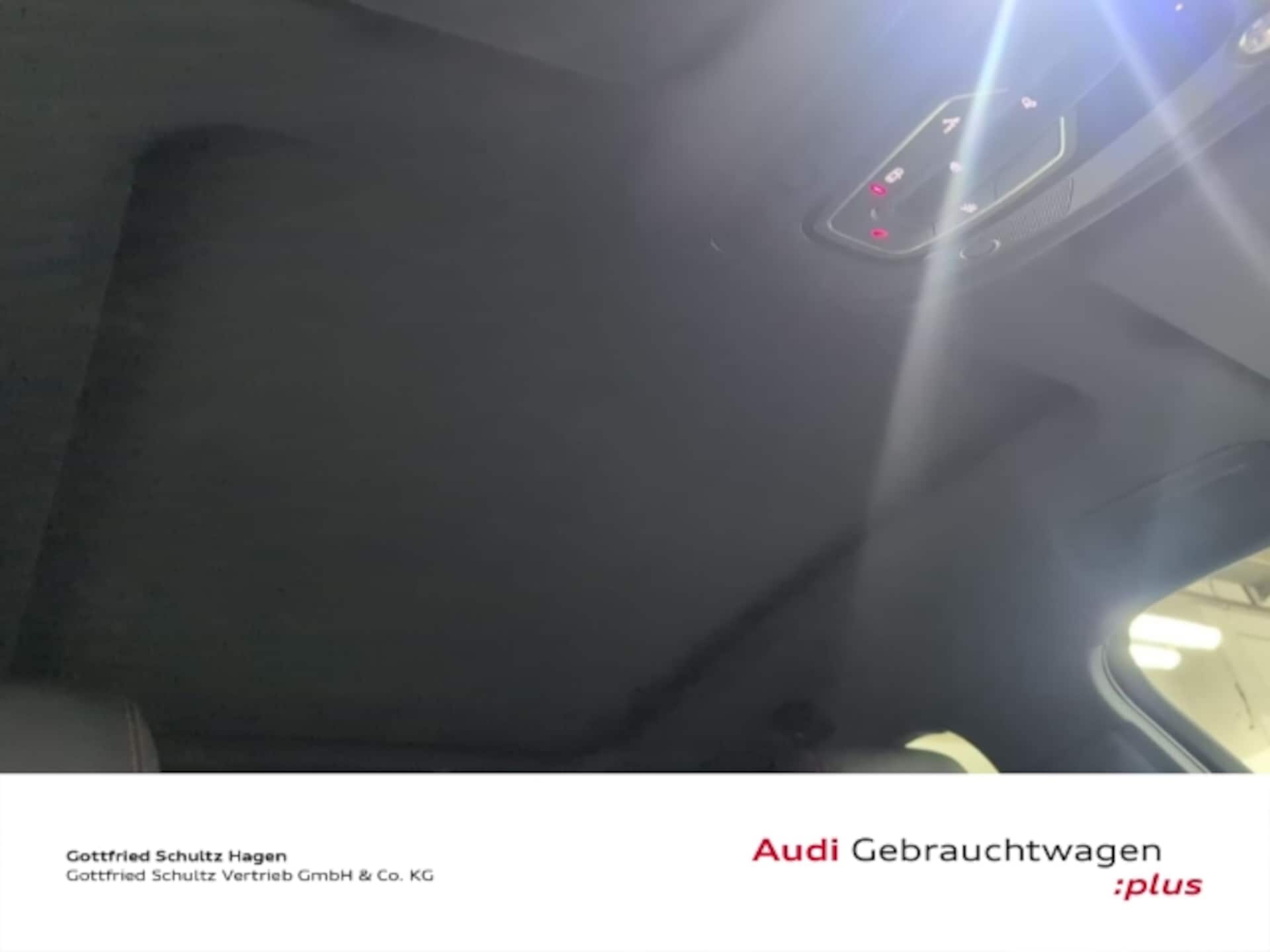 Audi Q8 e-tron S line
