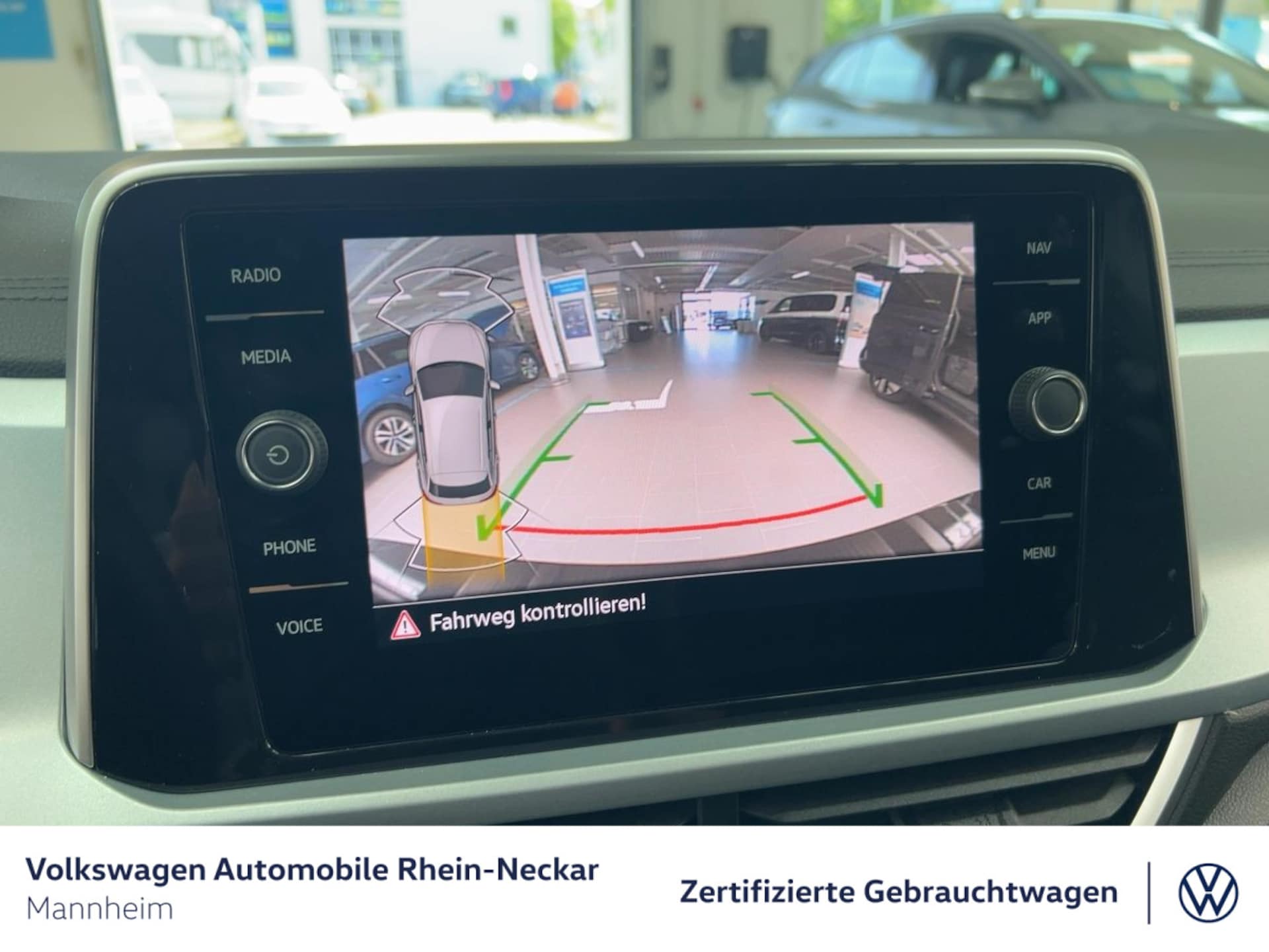 Volkswagen T-Roc Life