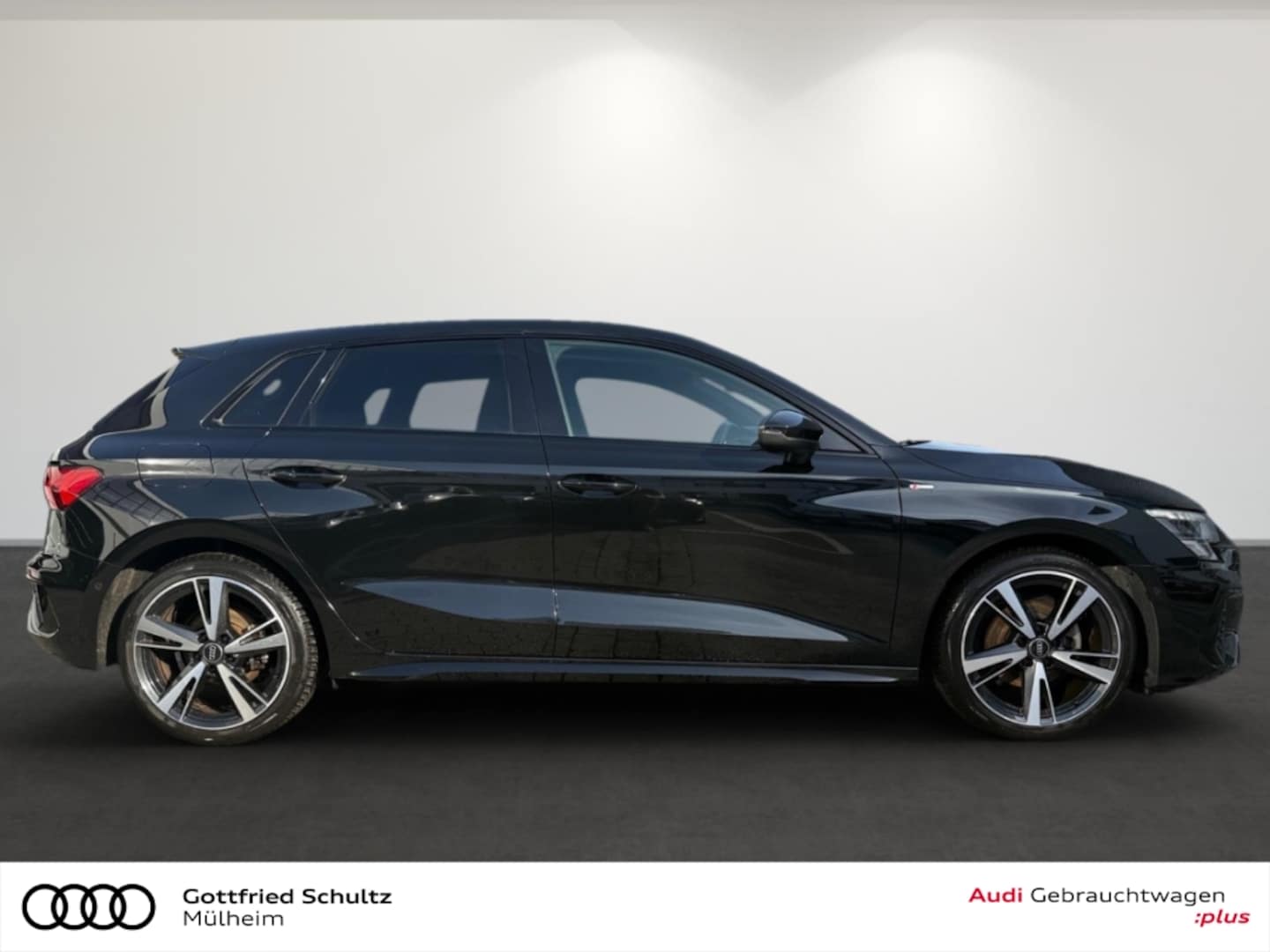 Bild über Audi A3 Sportback S line 35 TFSI S tronic - für weitere Informationen kontaktieren Sie den Audi Partner