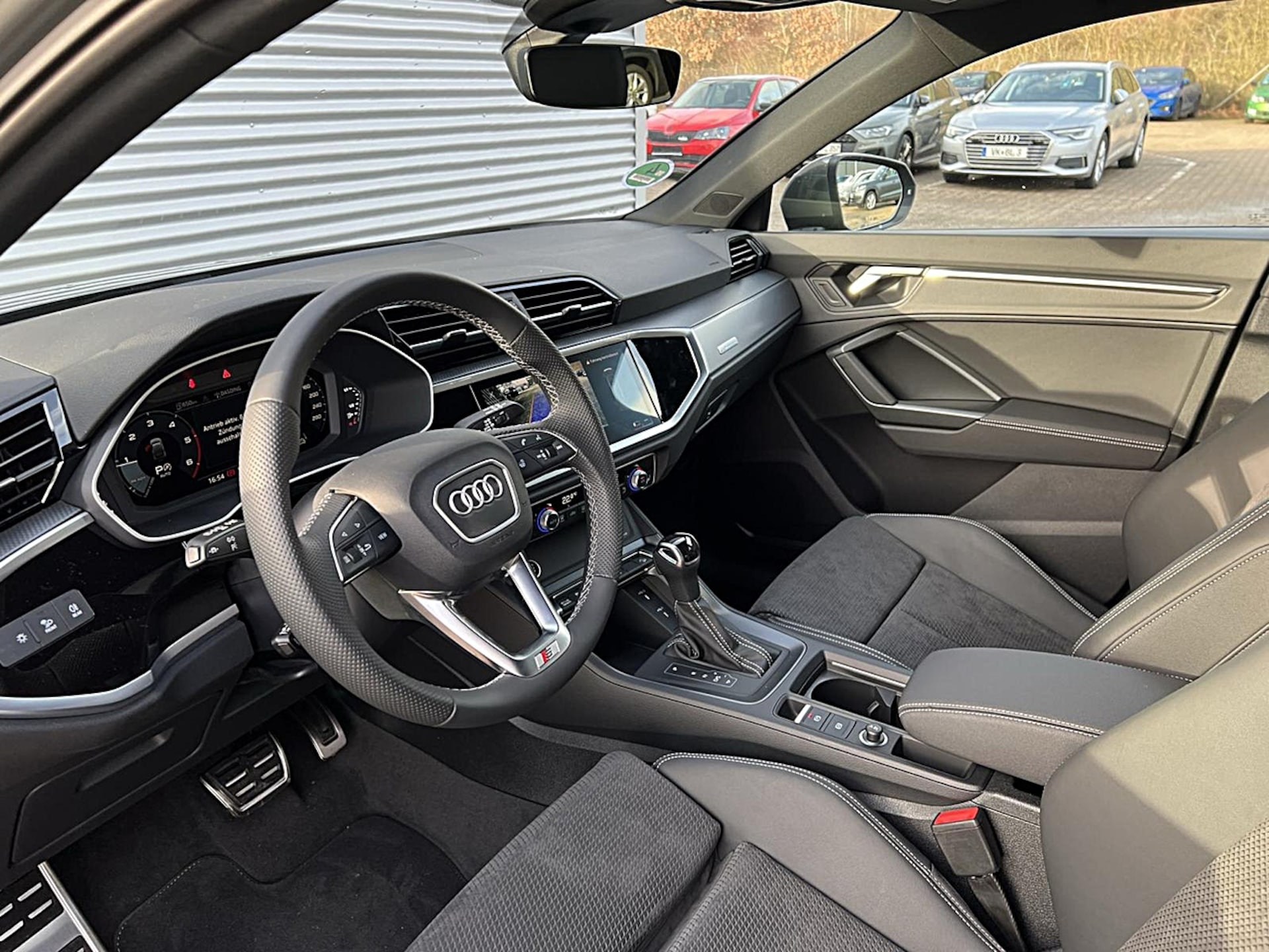 Audi Q3 Sportback S line