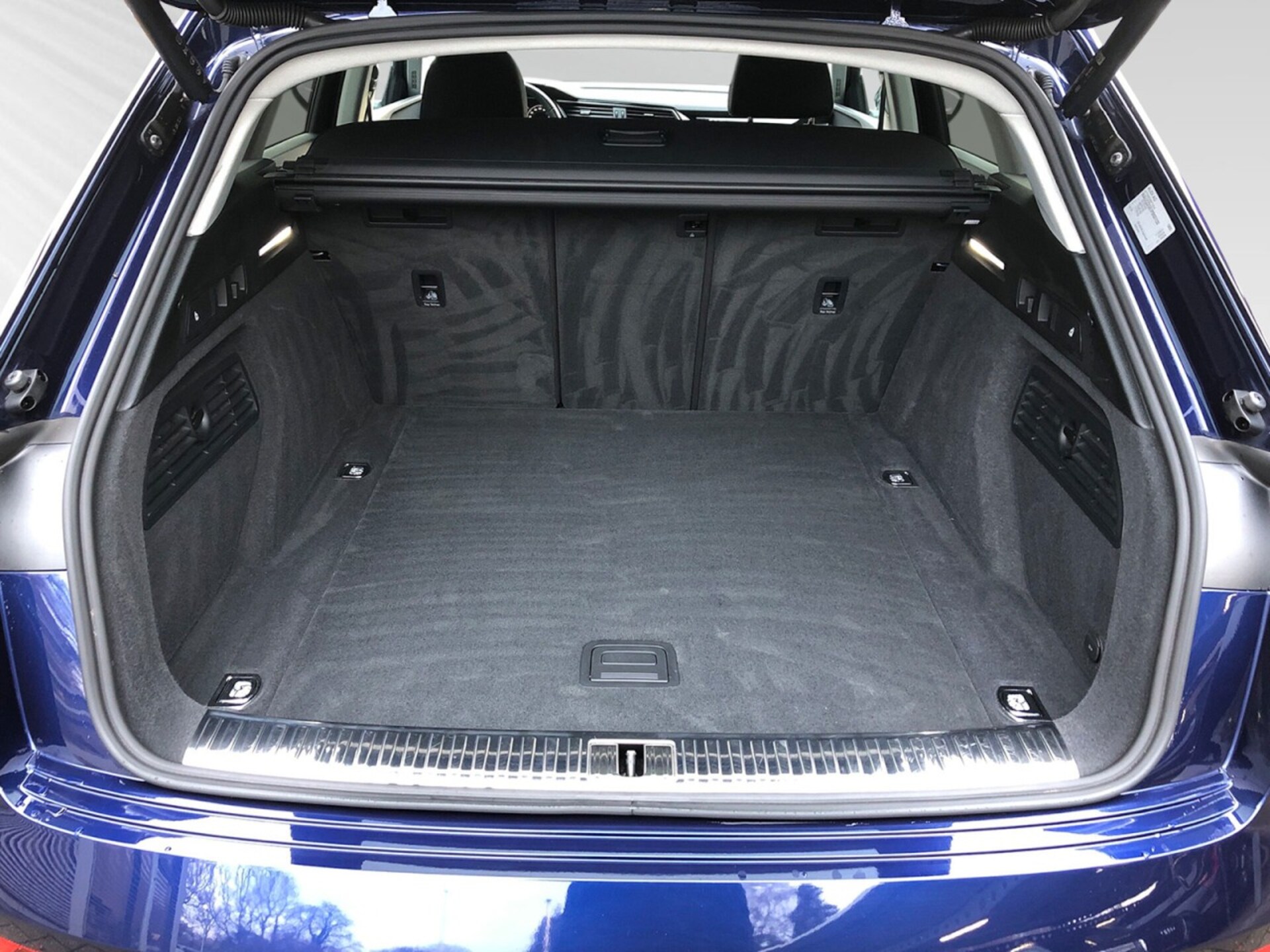 Audi e-tron advanced