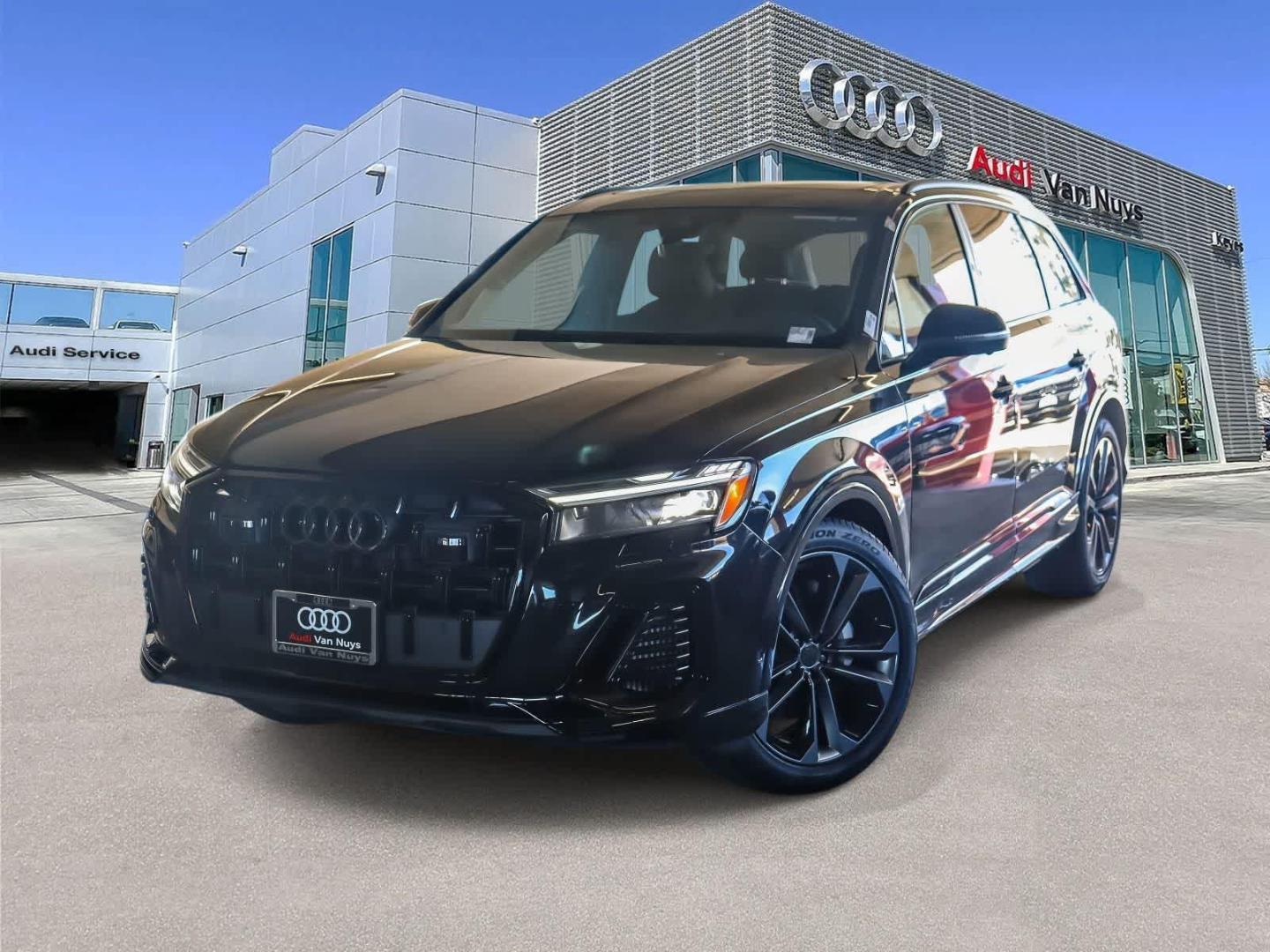 2026 Audi Q7 55 Premium Plus quattro Tiptronic's photo