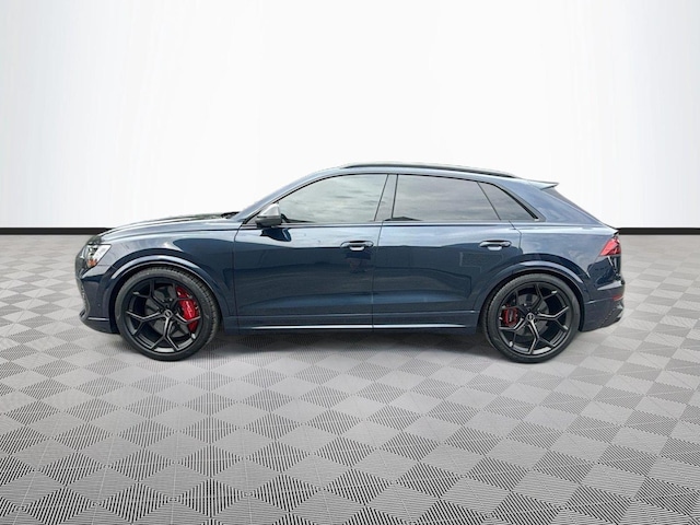 2025 Audi RS Q8 SUV performance