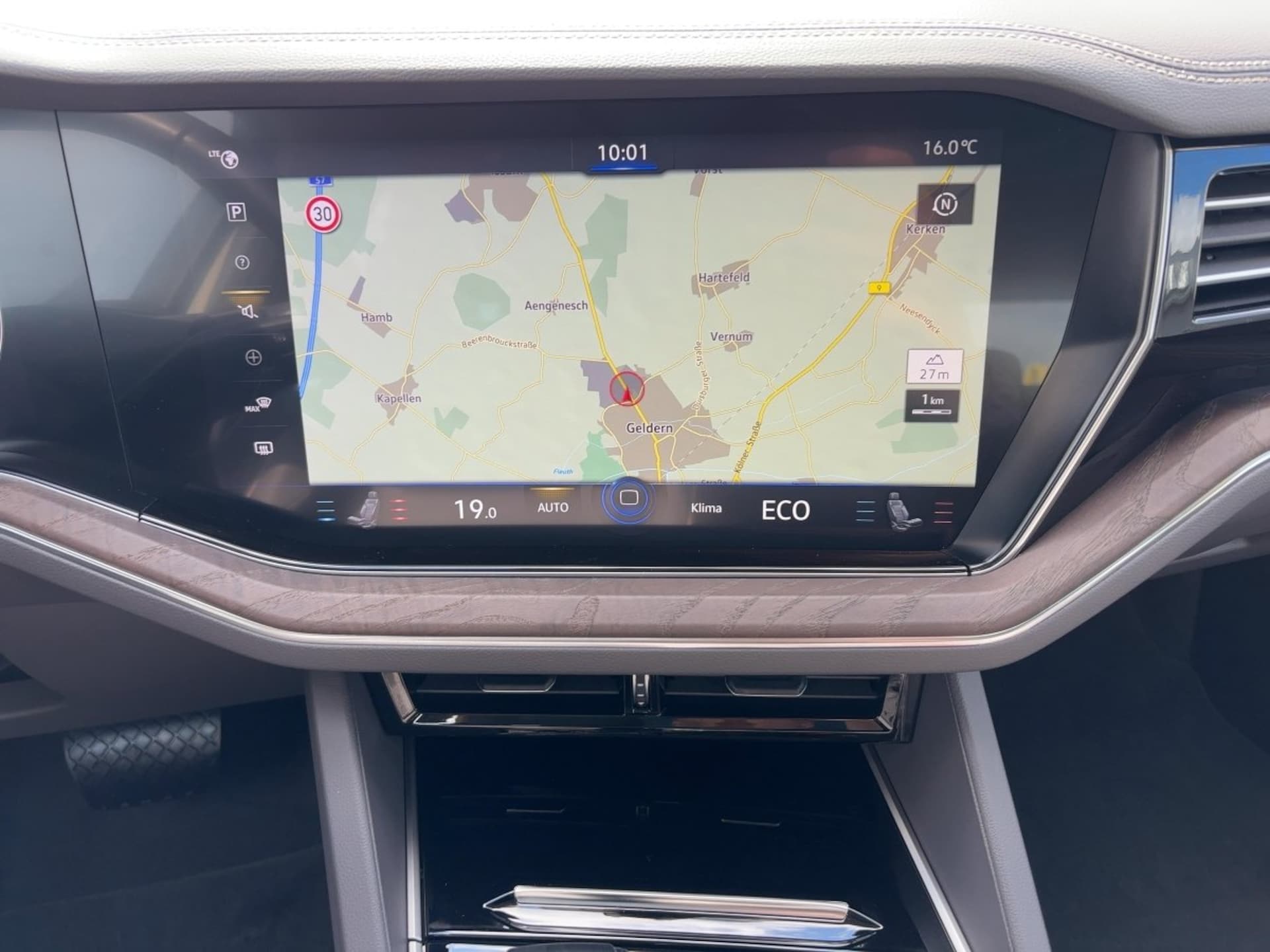 Volkswagen Touareg Atmosphere