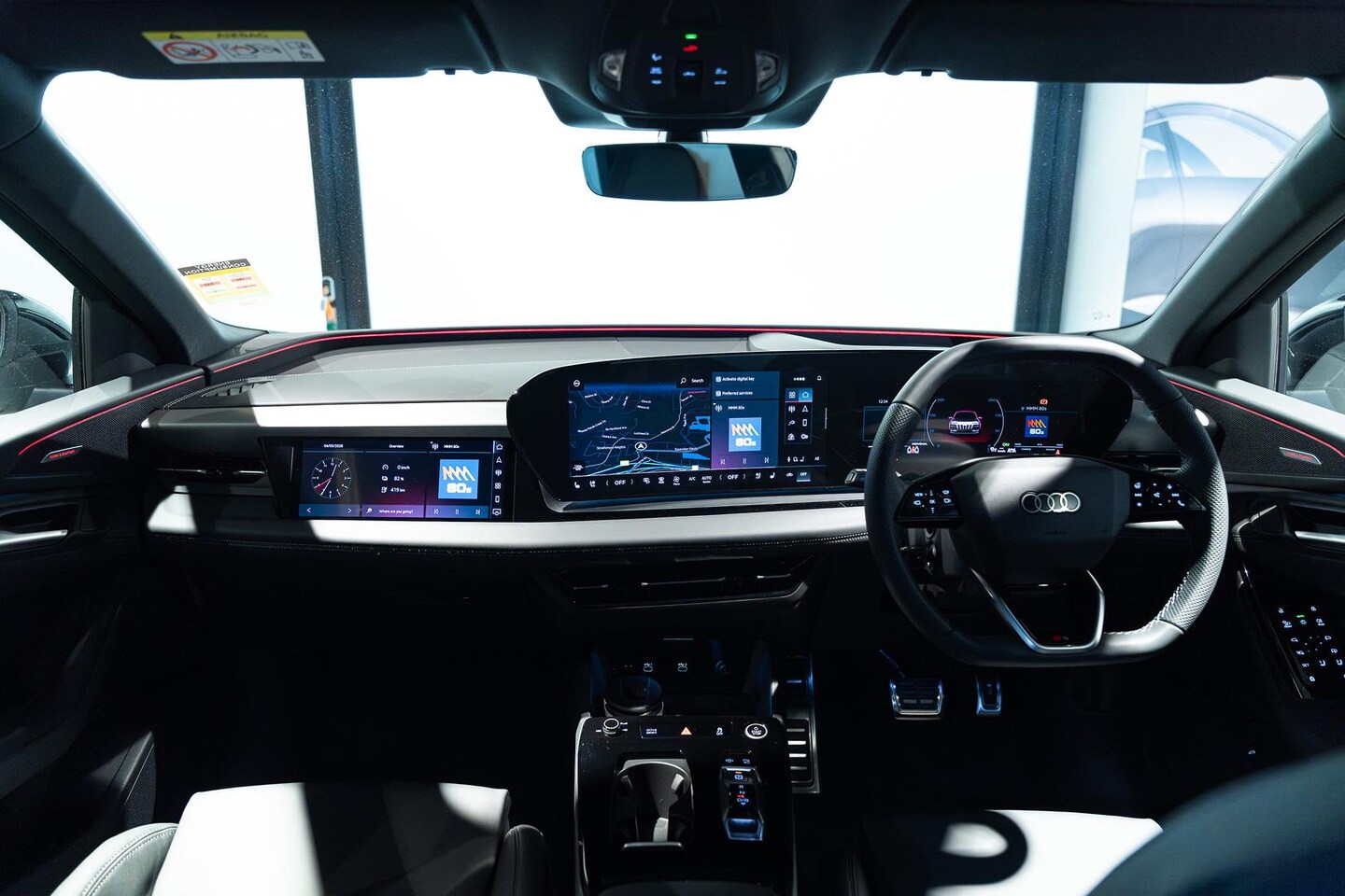Image about Audi Q6 SUV e-tron e-tron quattro