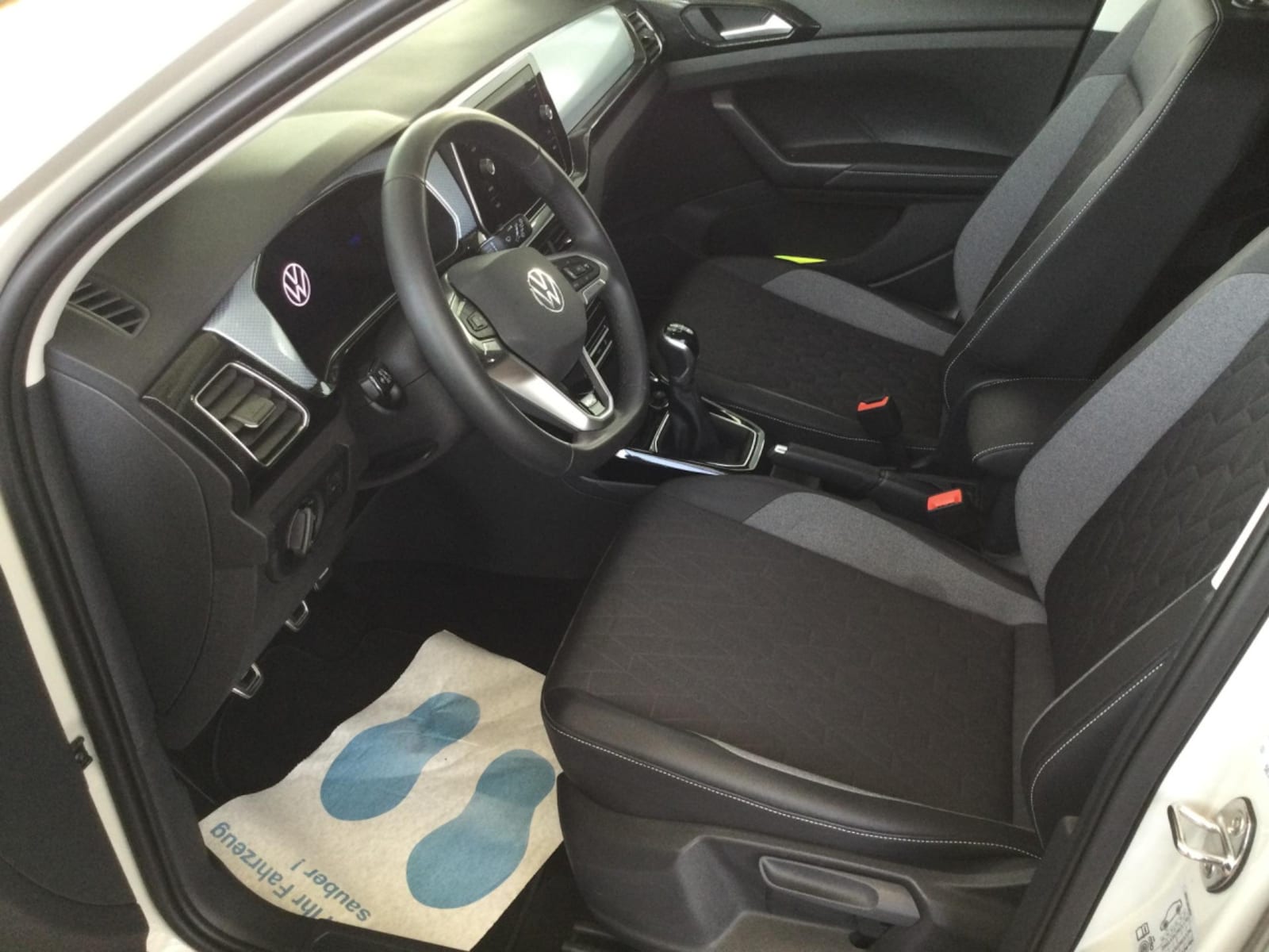 Volkswagen T-Cross – Bild 12