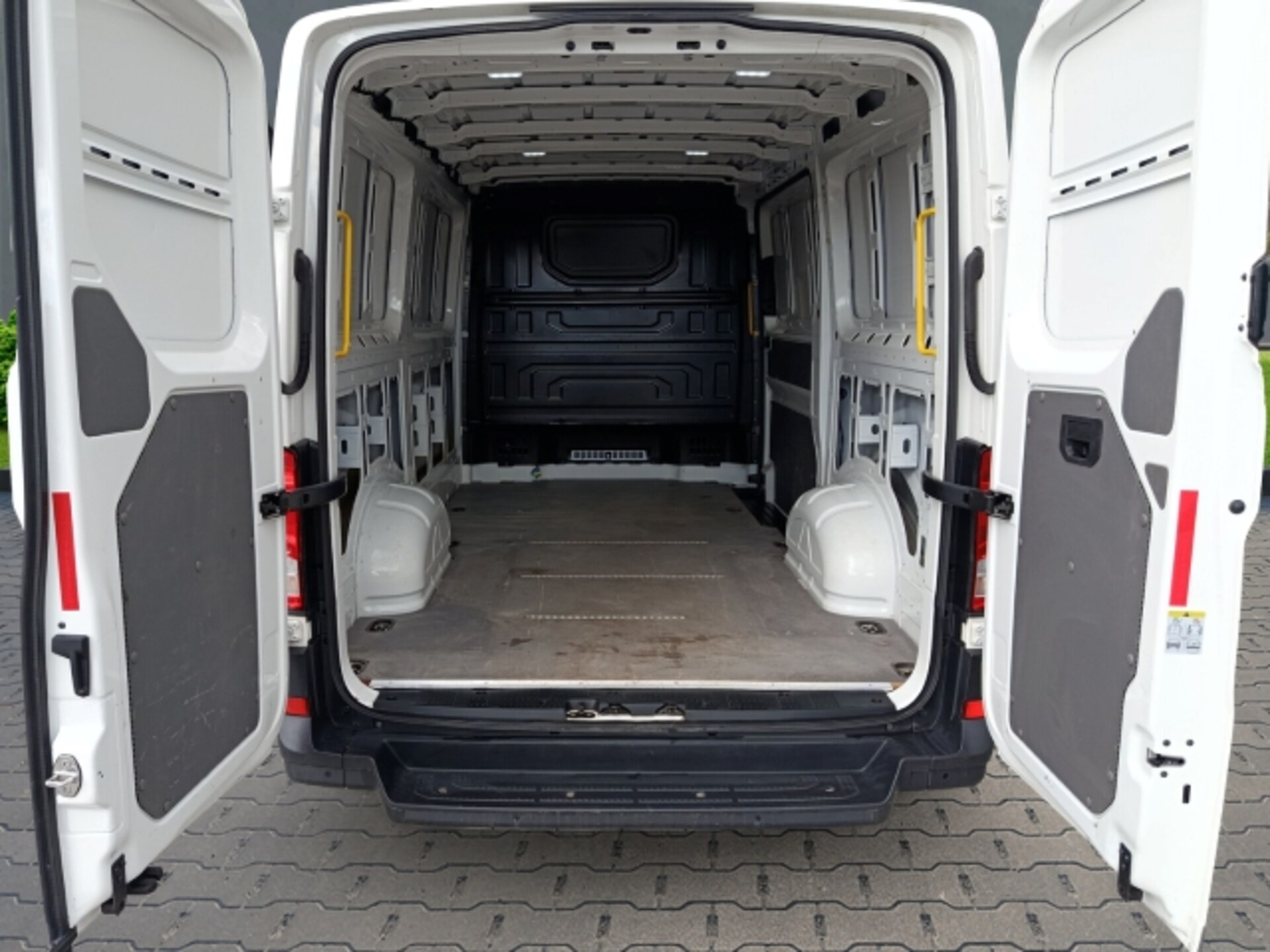 Volkswagen Crafter Kasten mittlerer Radstand