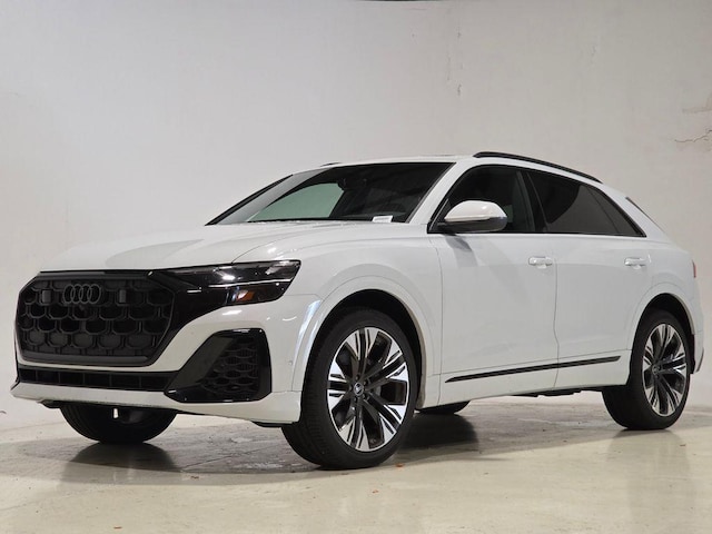 Photo of 2025 Audi Q8