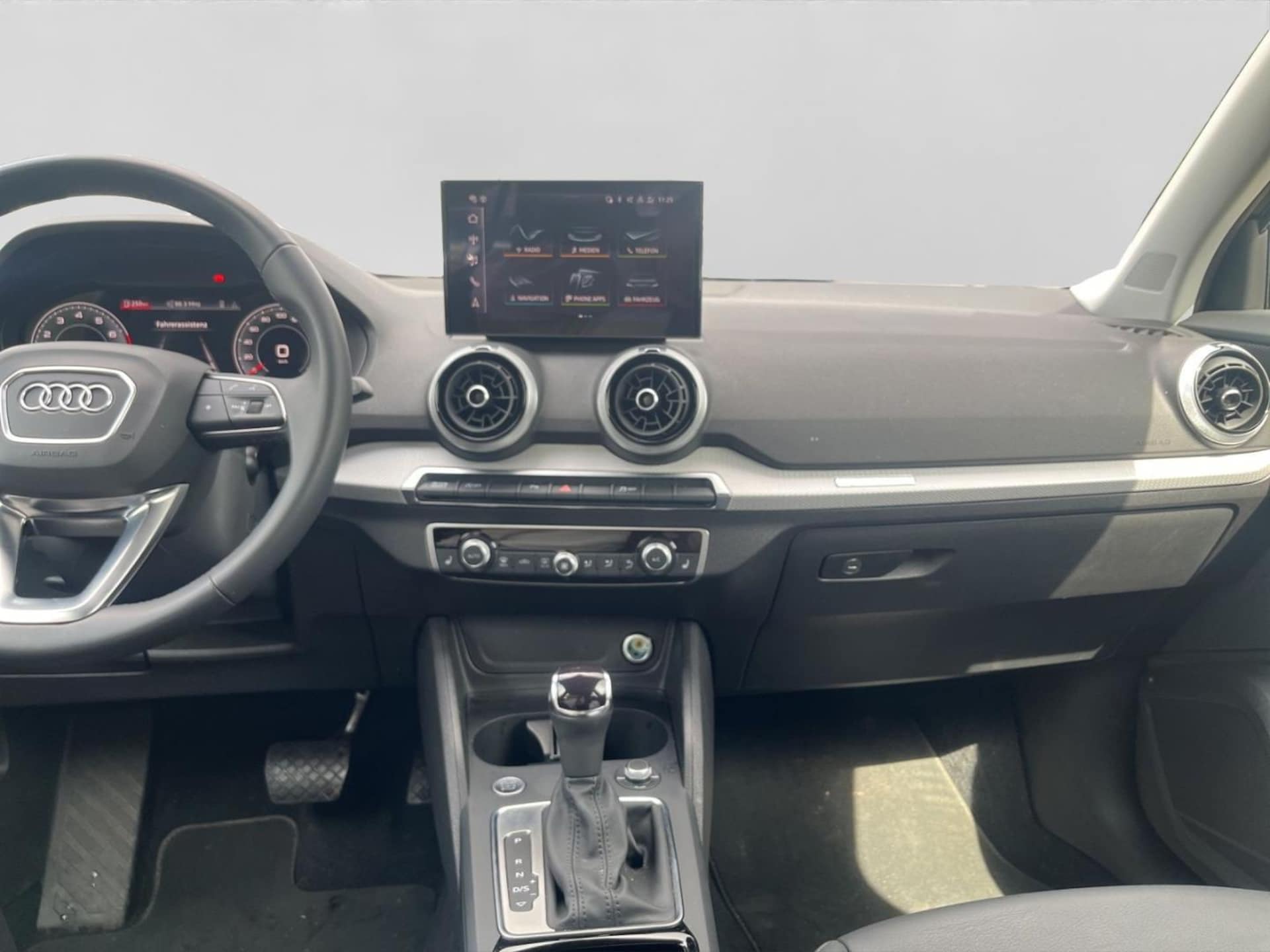 Audi Q2 S line