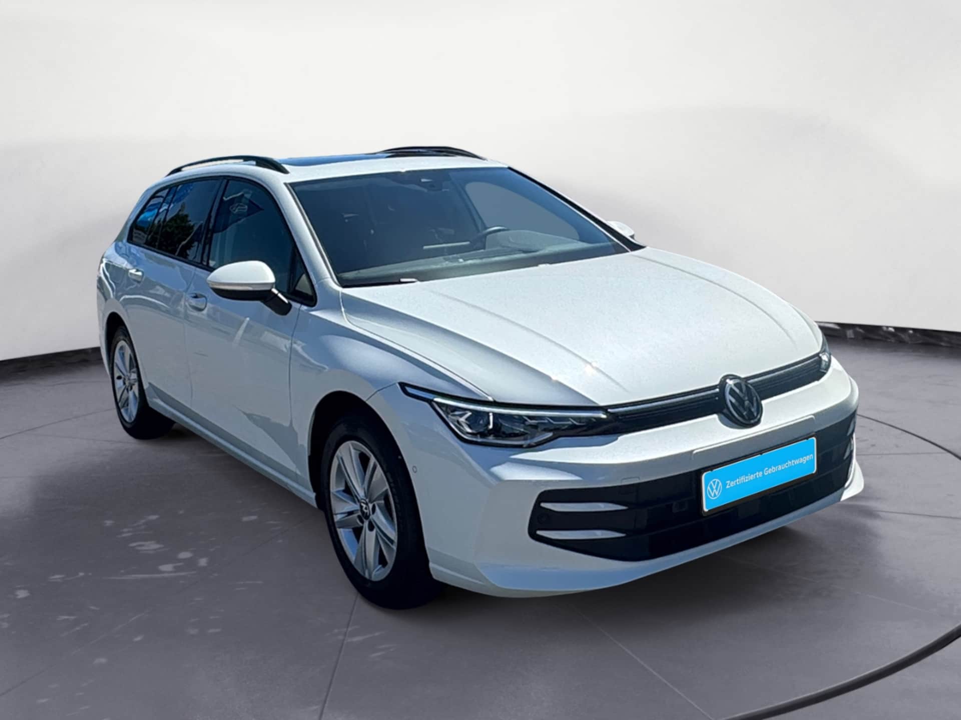 Volkswagen Golf Variant Life