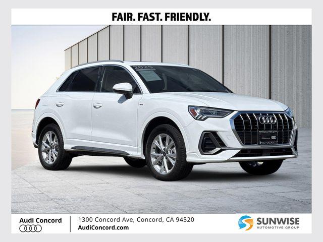 2025 Audi Q3 45 TFSI S Line Premium quattro's photo