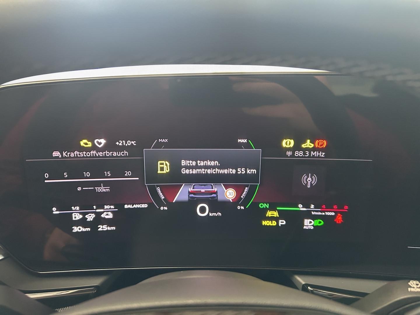Bild über Audi A5 Avant e-hybrid e-hybrid quattro 220 kW S tronic - für weitere Informationen kontaktieren Sie den Audi Partner