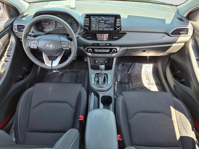 2018 Hyundai Elantra GT 15