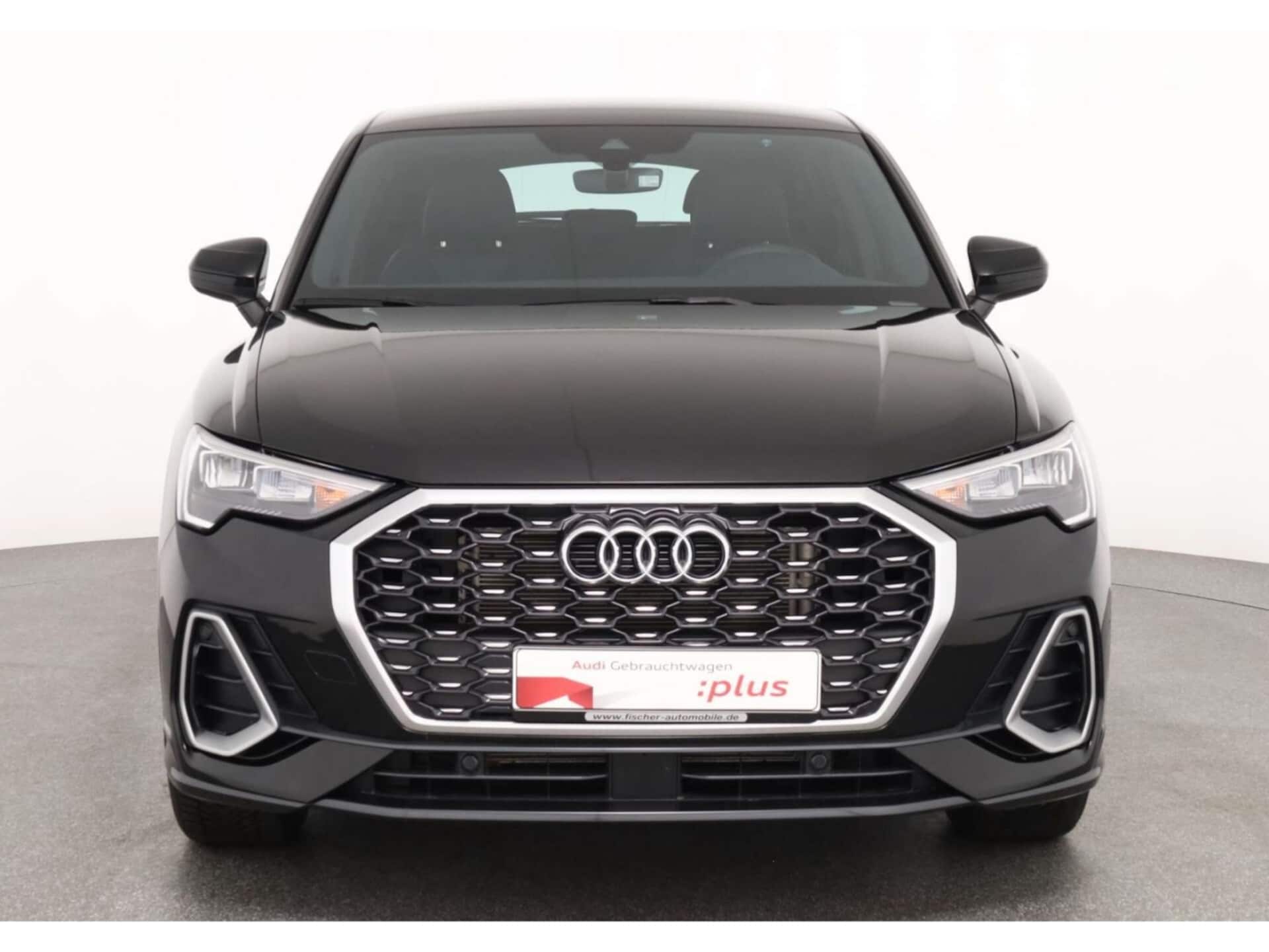 Audi Q3 Sportback S line