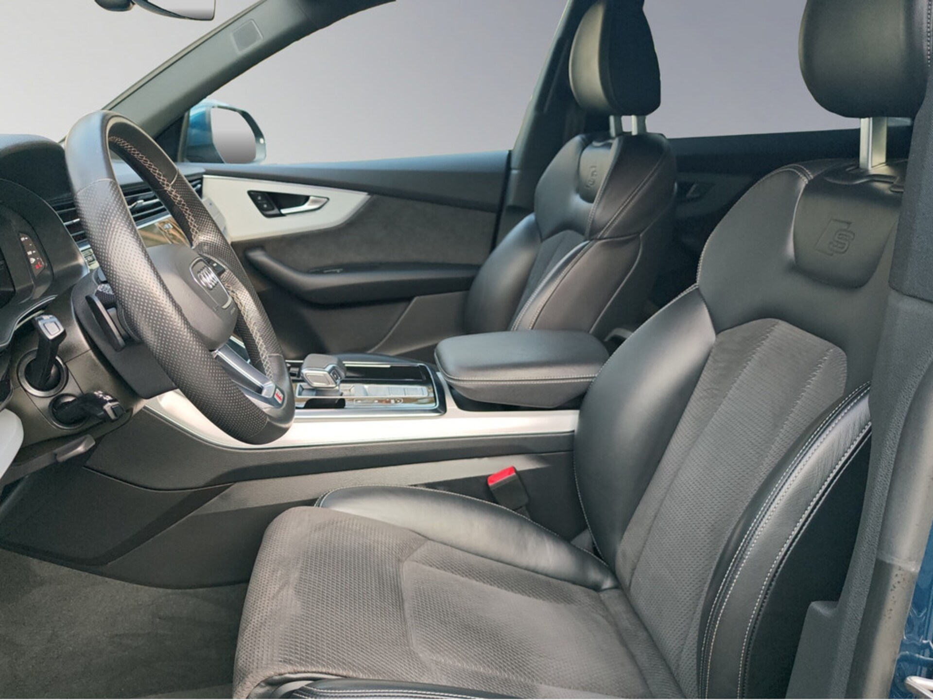 Audi SQ8 SUV