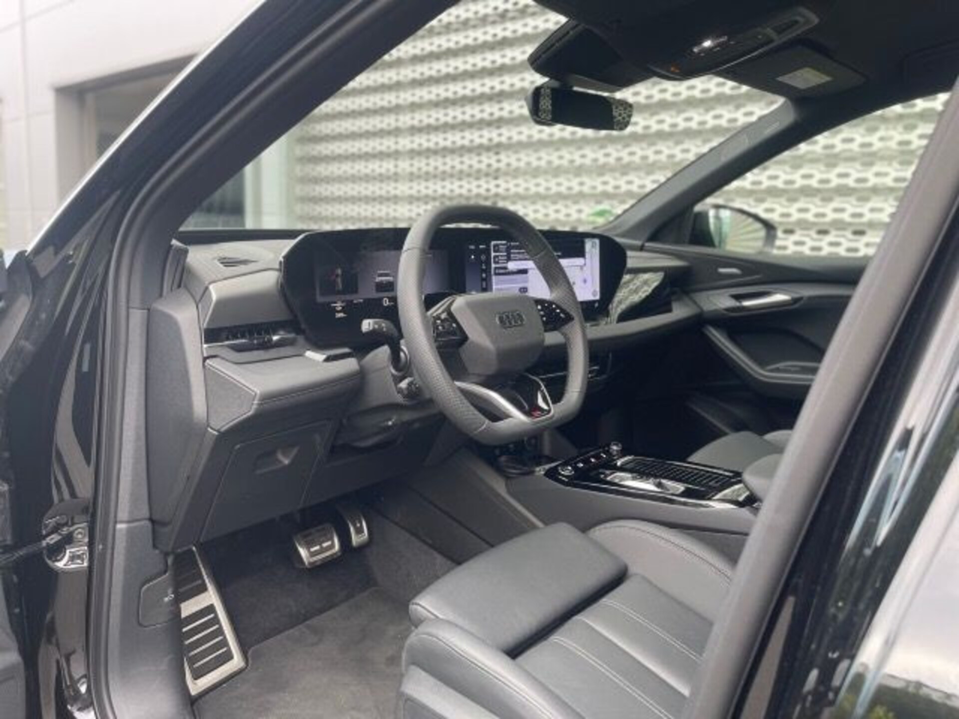 Audi Q6 SUV e-tron