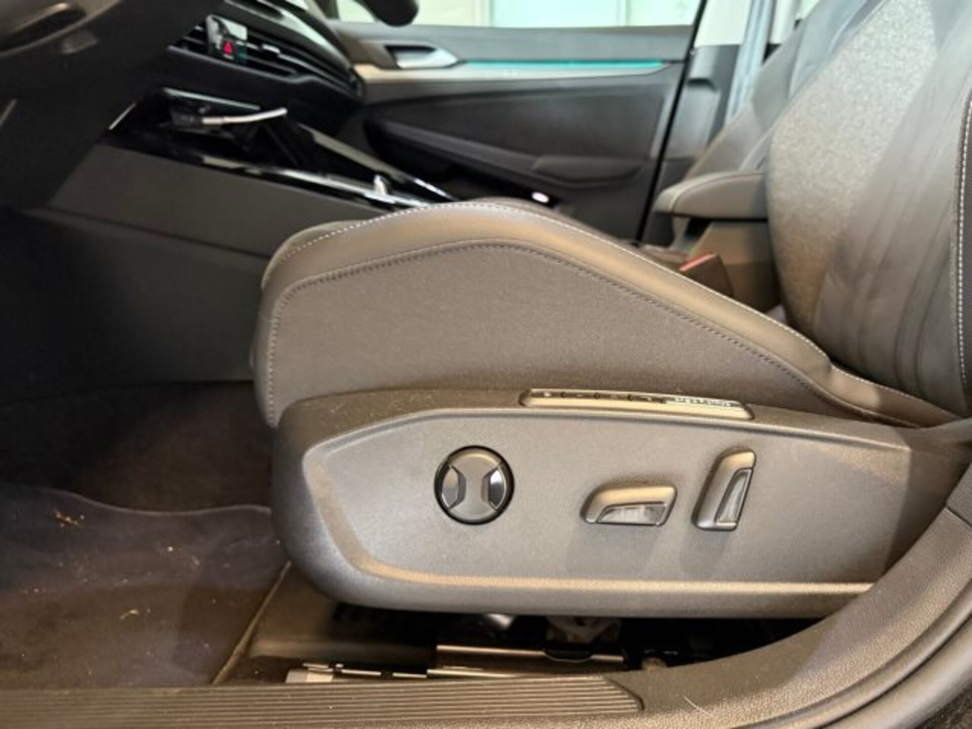 Volkswagen Golf Style