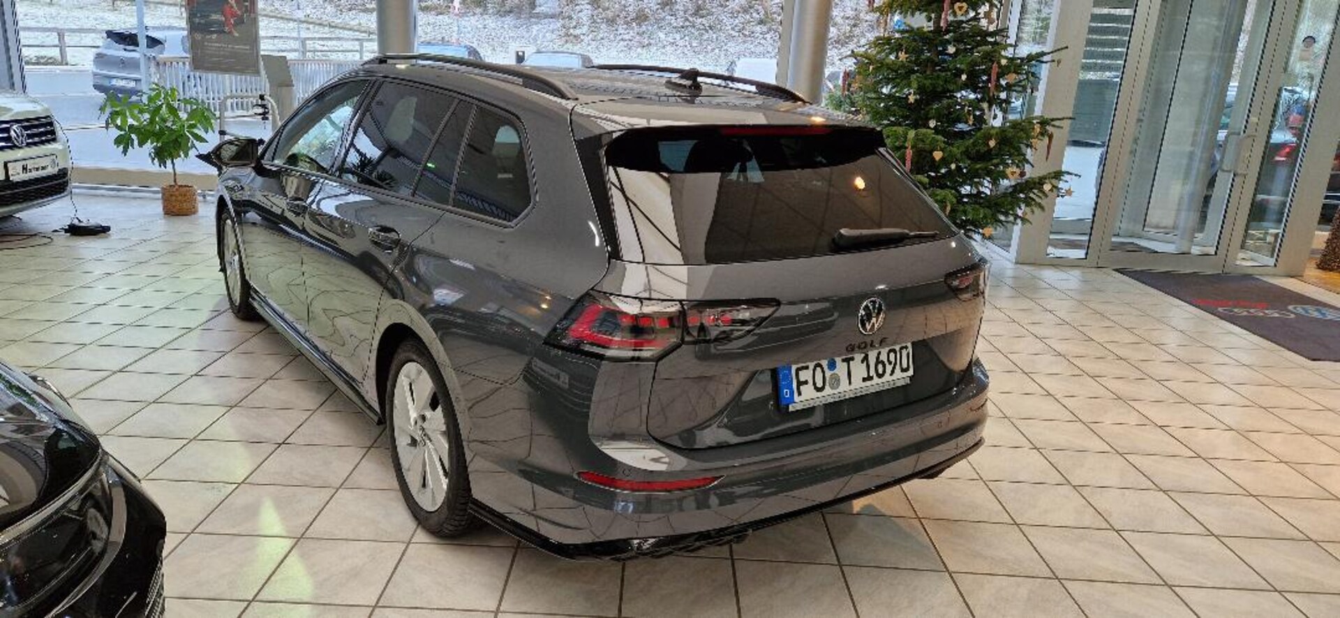Volkswagen Golf Variant R-Line