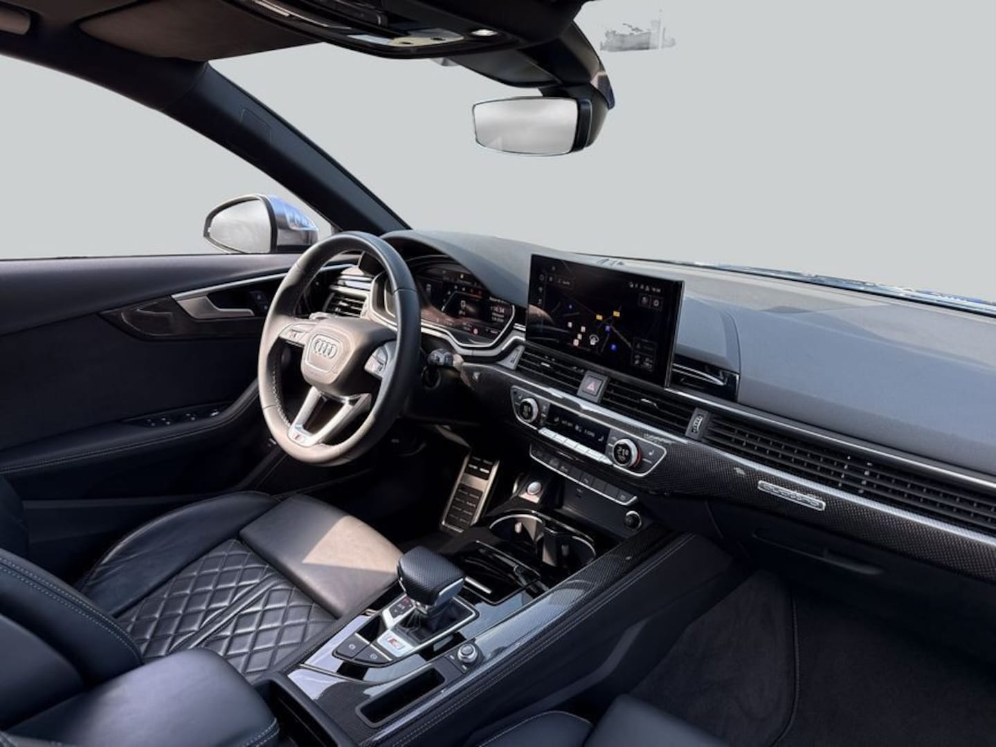 Bild über Audi S4 Avant TDI quattro tiptronic - für weitere Informationen kontaktieren Sie den Audi Partner
