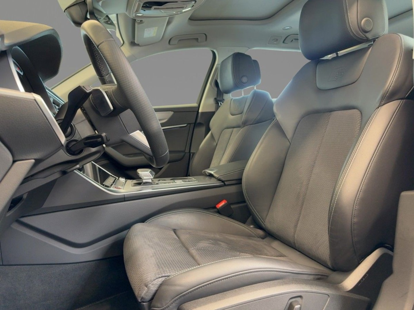 Bild über Audi S6 Avant TDI quattro tiptronic - für weitere Informationen kontaktieren Sie den Audi Partner