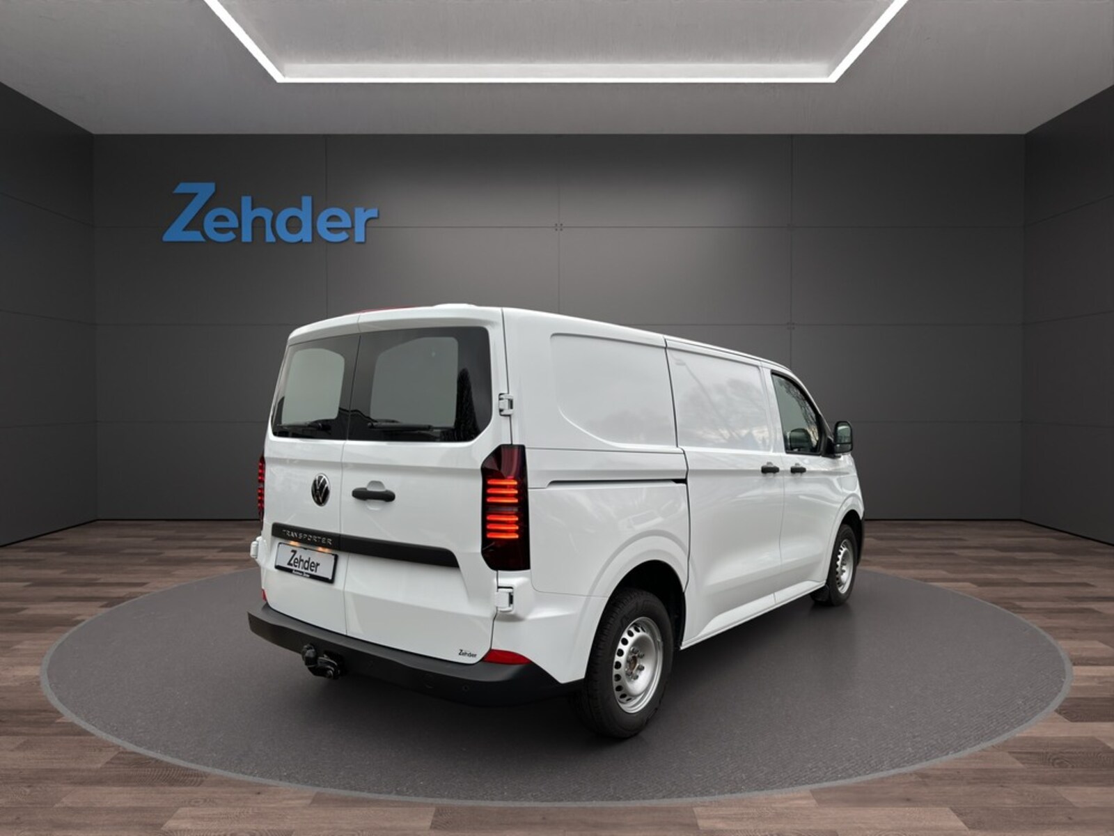 Volkswagen Transporter Kasten kurzer Radstand – Bild 5