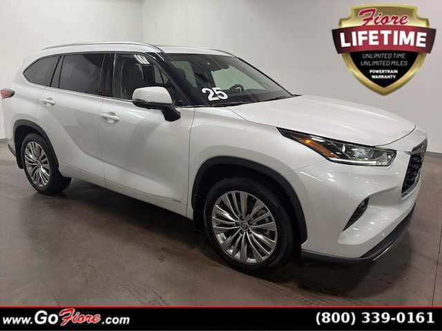 Photo of 2025 Toyota Highlander Hybrid