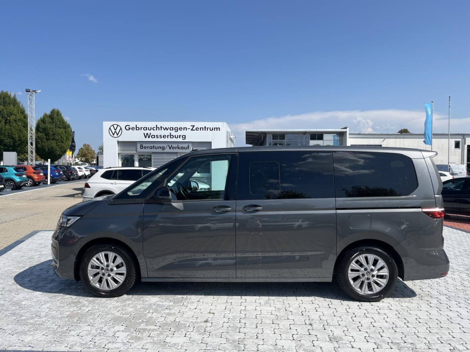 Volkswagen Multivan Langversion – Bild 3