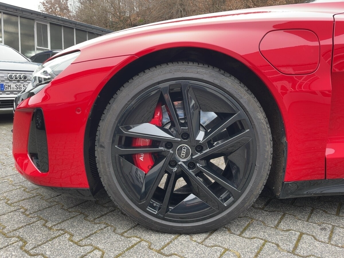 Image about Audi e-tron GT e-tron quattro