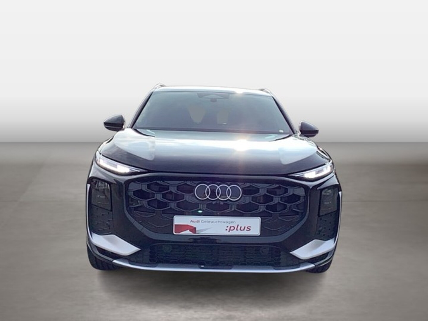Bild über Audi Q3 SUV TFSI 110 kW S tronic - für weitere Informationen kontaktieren Sie den Audi Partner