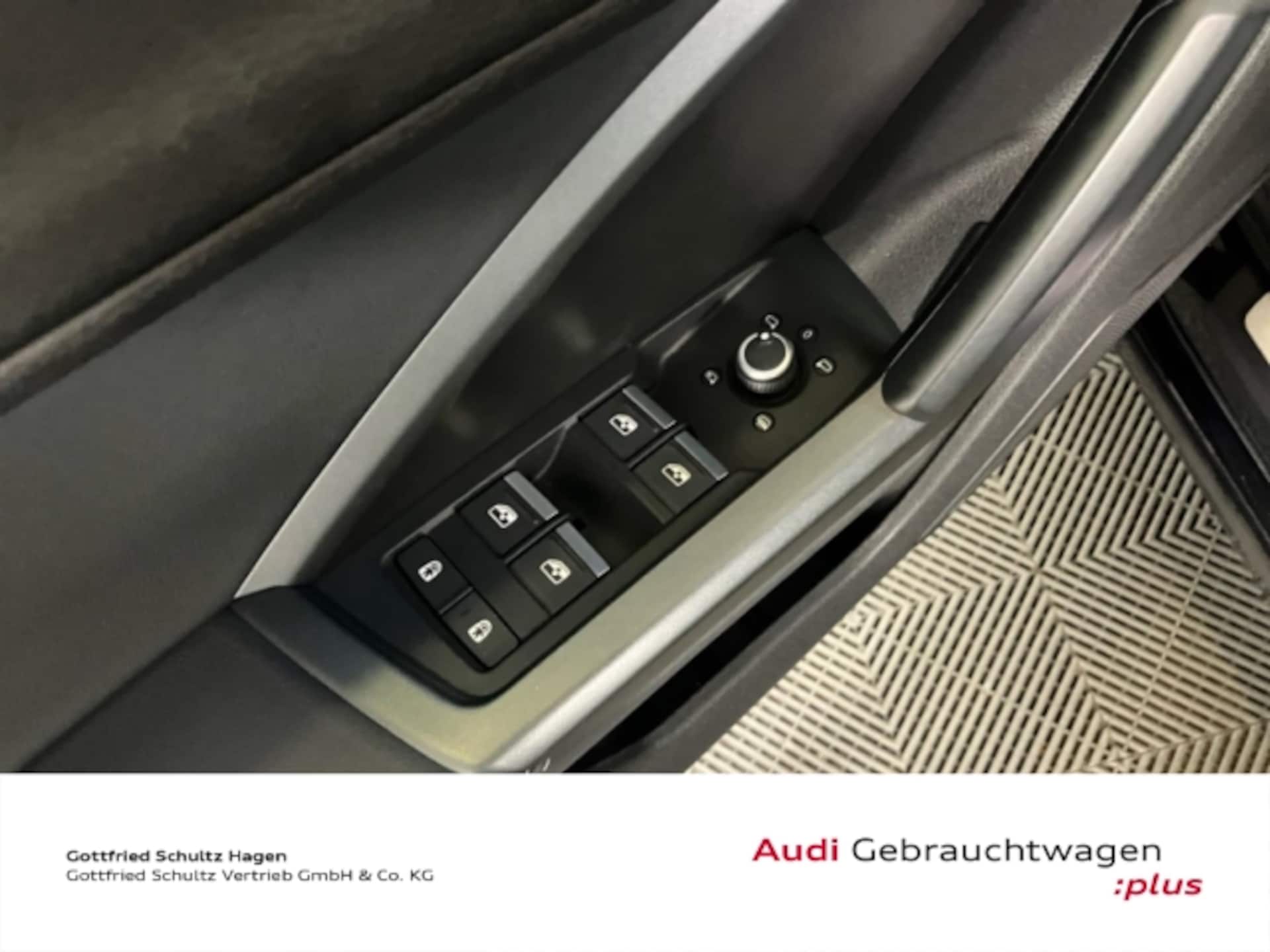 Audi Q3 SUV S line