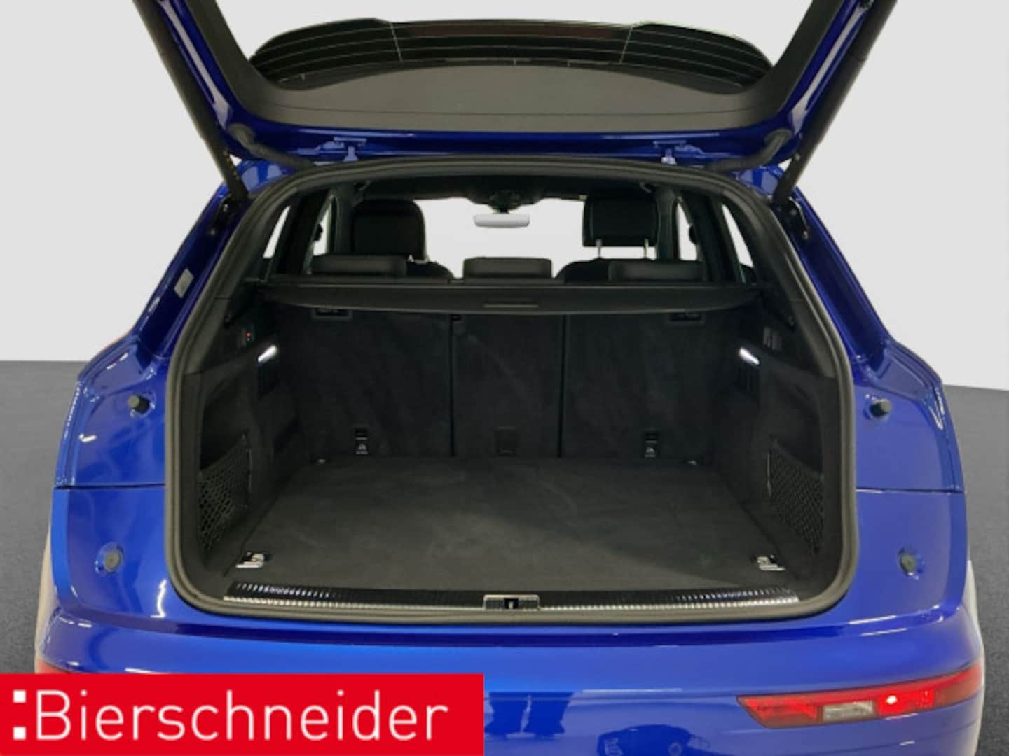 Bild über Audi Q5 TFSI e S line business 55 TFSI e quattro S tronic - für weitere Informationen kontaktieren Sie den Audi Partner
