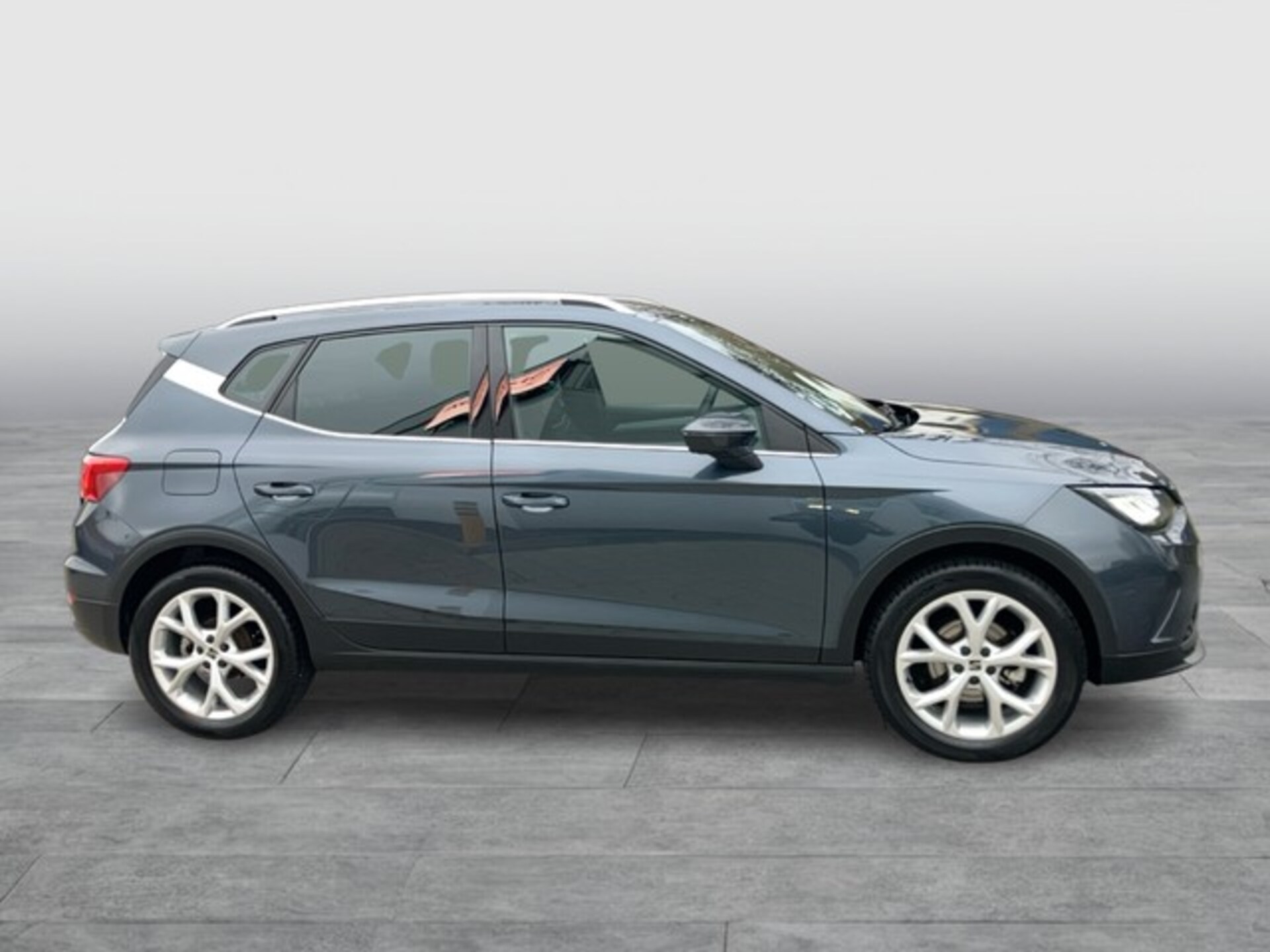 SEAT Arona FR