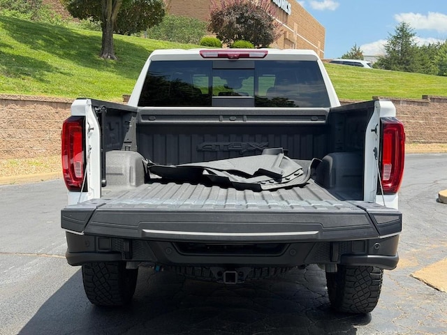 2024 GMC Sierra