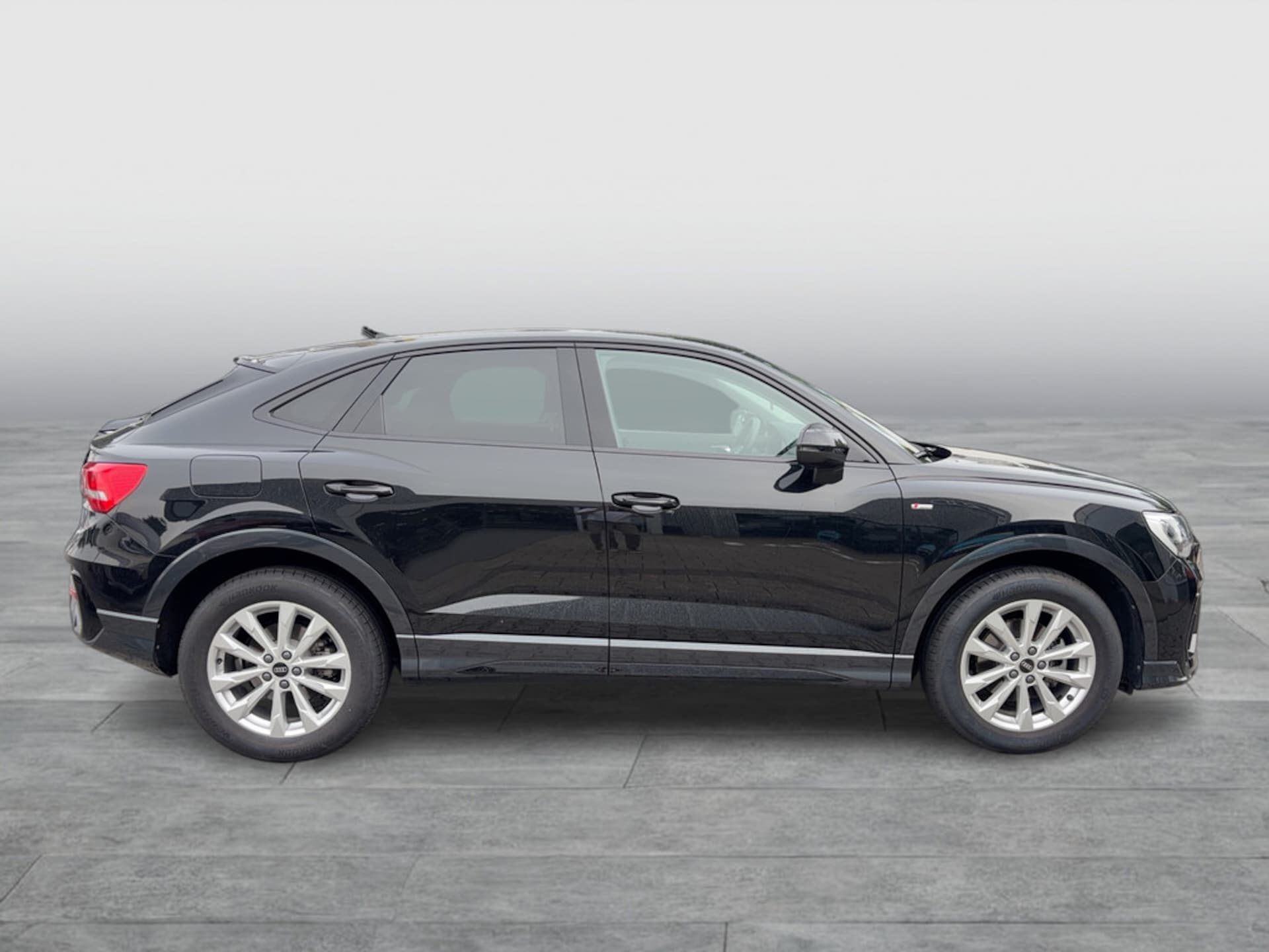Audi Q3 Sportback S line