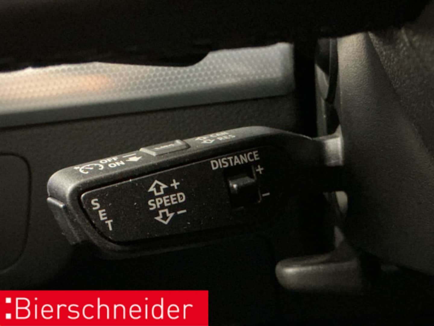 Bild über Audi Q5 TFSI e S line business 55 TFSI e quattro S tronic - für weitere Informationen kontaktieren Sie den Audi Partner