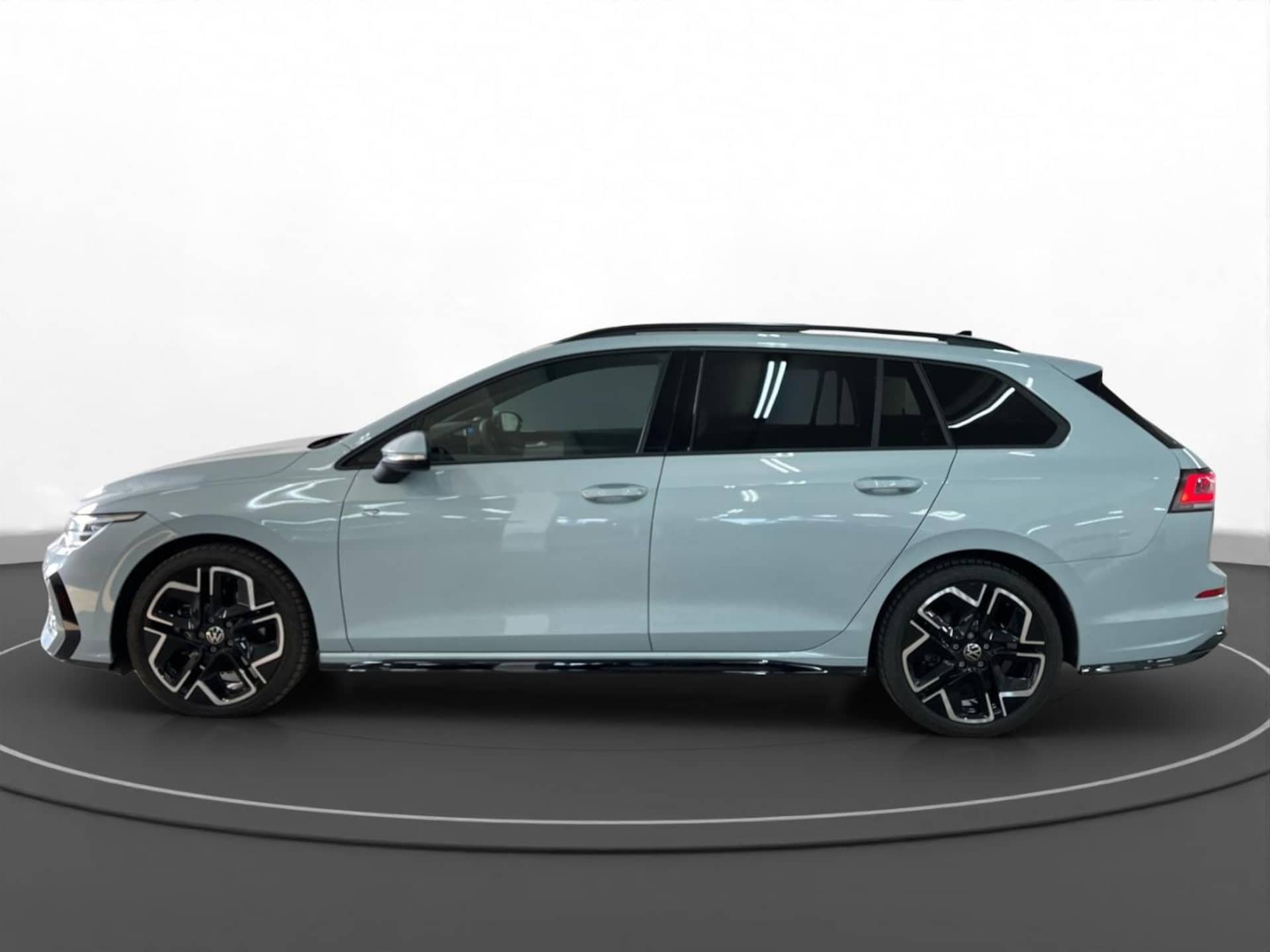 Volkswagen Golf Variant R-Line