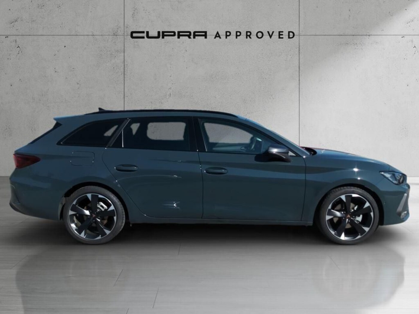 CUPRA Leon Sportstourer 1.5 eTSI DSG 110 kW (150 CV) — photo 3