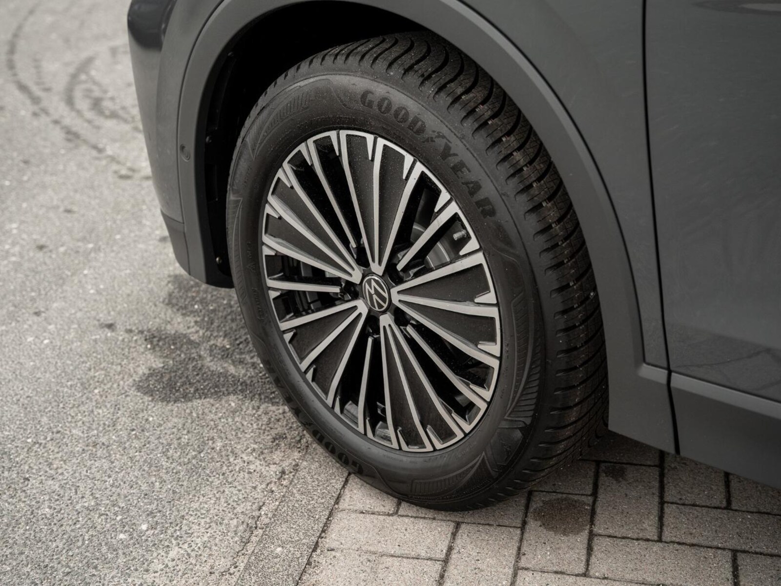 Volkswagen Tiguan – Bild 6