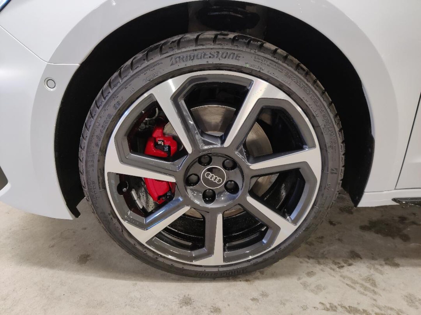 Bild über Audi A1 Sportback S line 35 TFSI S tronic - für weitere Informationen kontaktieren Sie den Audi Partner