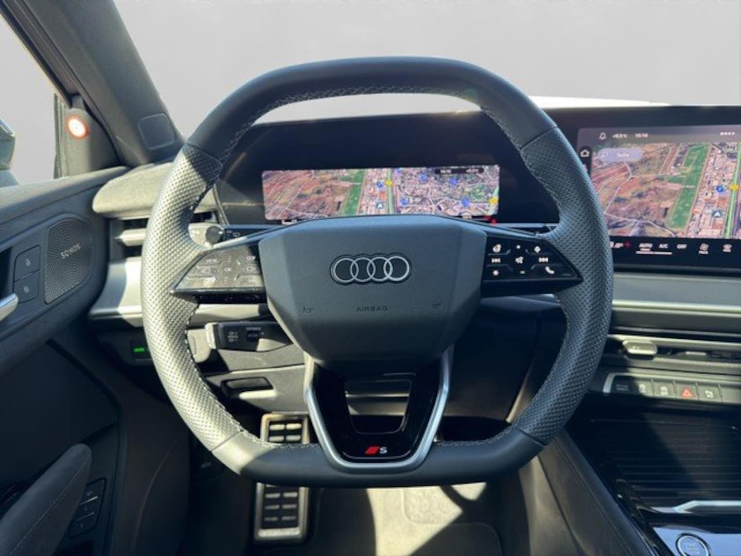 Bild über Audi Q3 Sportback TFSI quattro 195 kW S tronic - für weitere Informationen kontaktieren Sie den Audi Partner