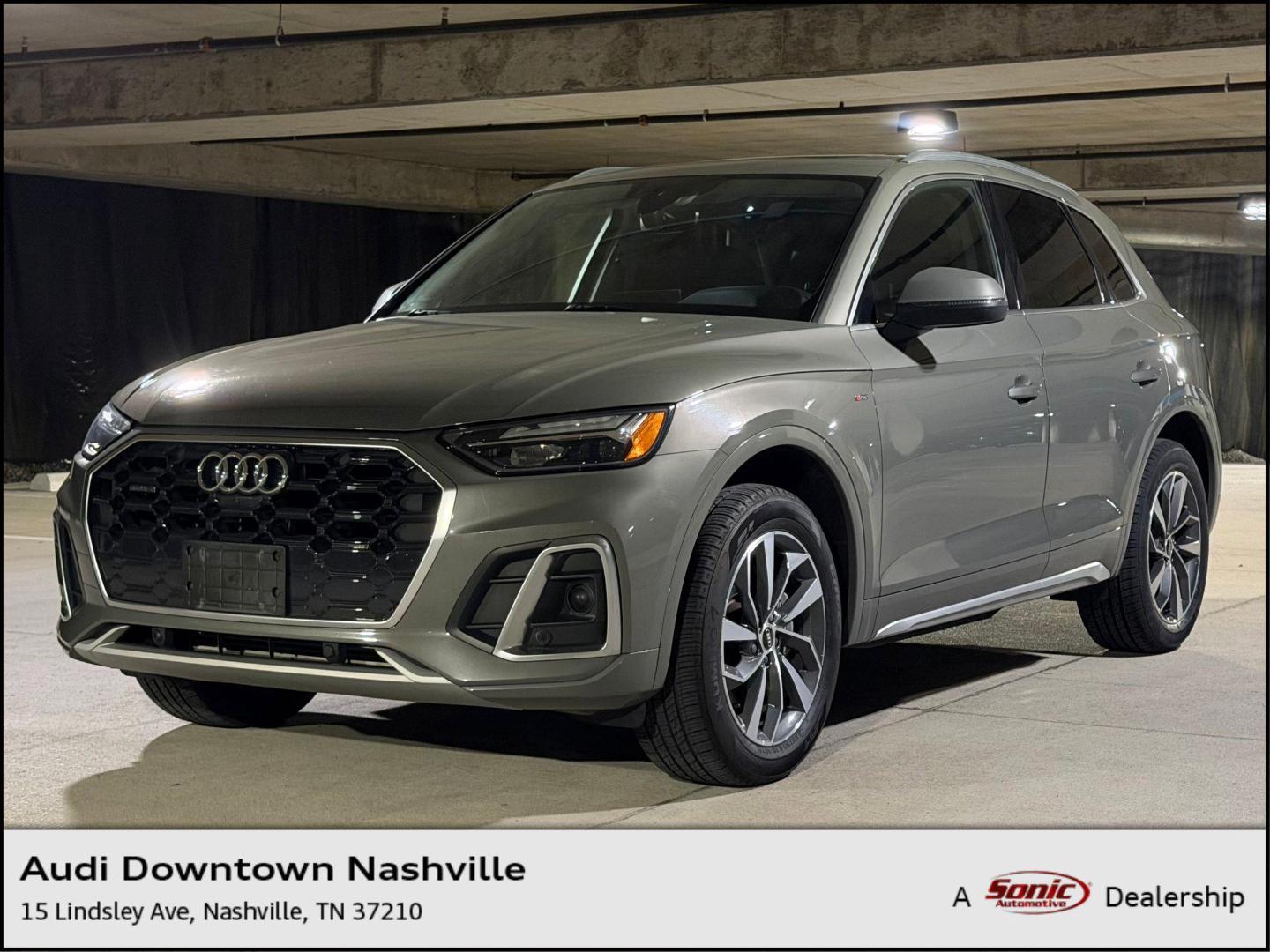 2023 Audi Q5 45 Premium Plus's photo