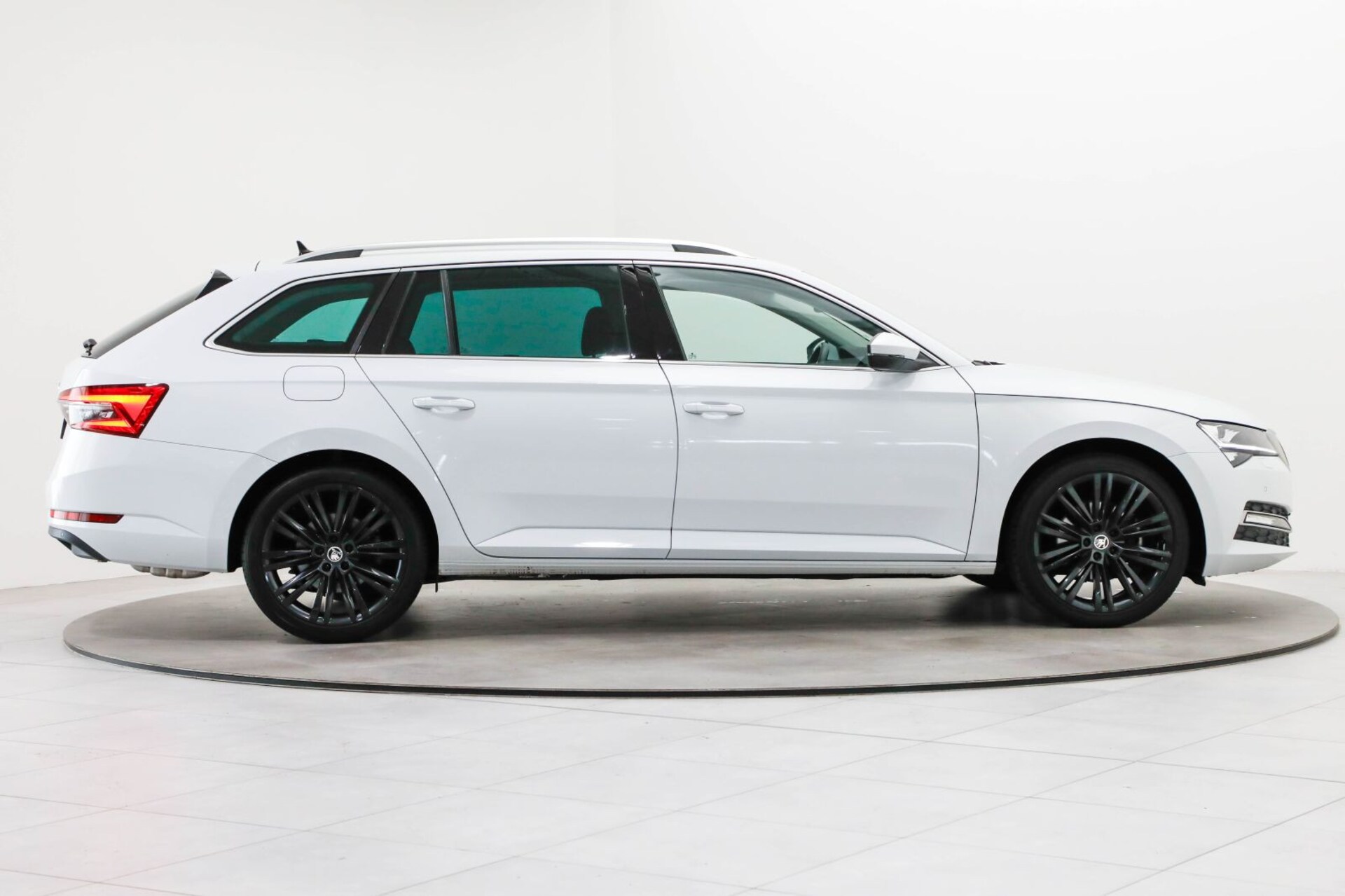 Skoda Superb Combi Style