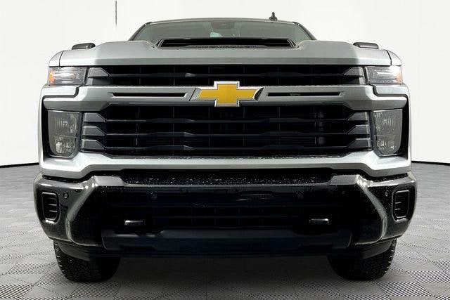 2025 Chevrolet Silverado