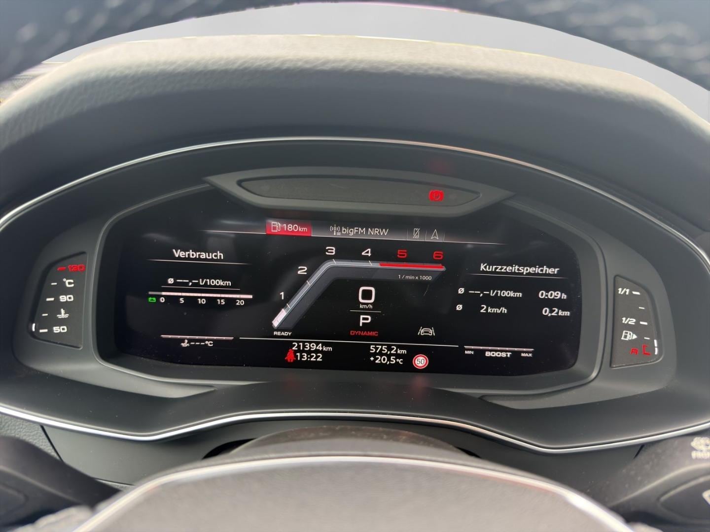 Bild über Audi S6 Avant TDI quattro tiptronic - für weitere Informationen kontaktieren Sie den Audi Partner