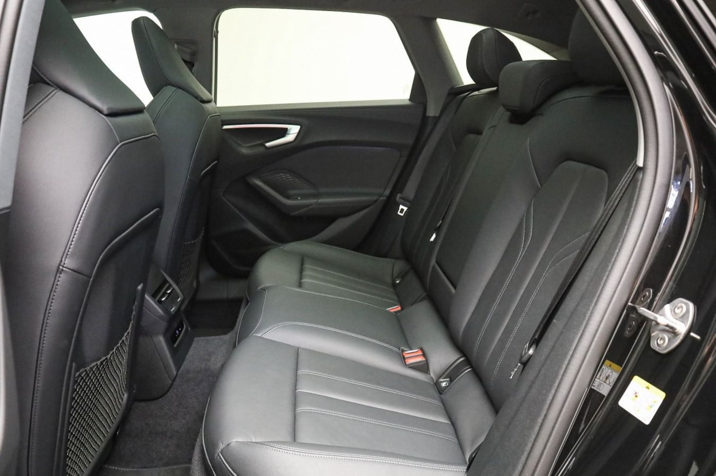 Bild über Audi A5 Avant TDI quattro 150 kW S tronic - für weitere Informationen kontaktieren Sie den Audi Partner