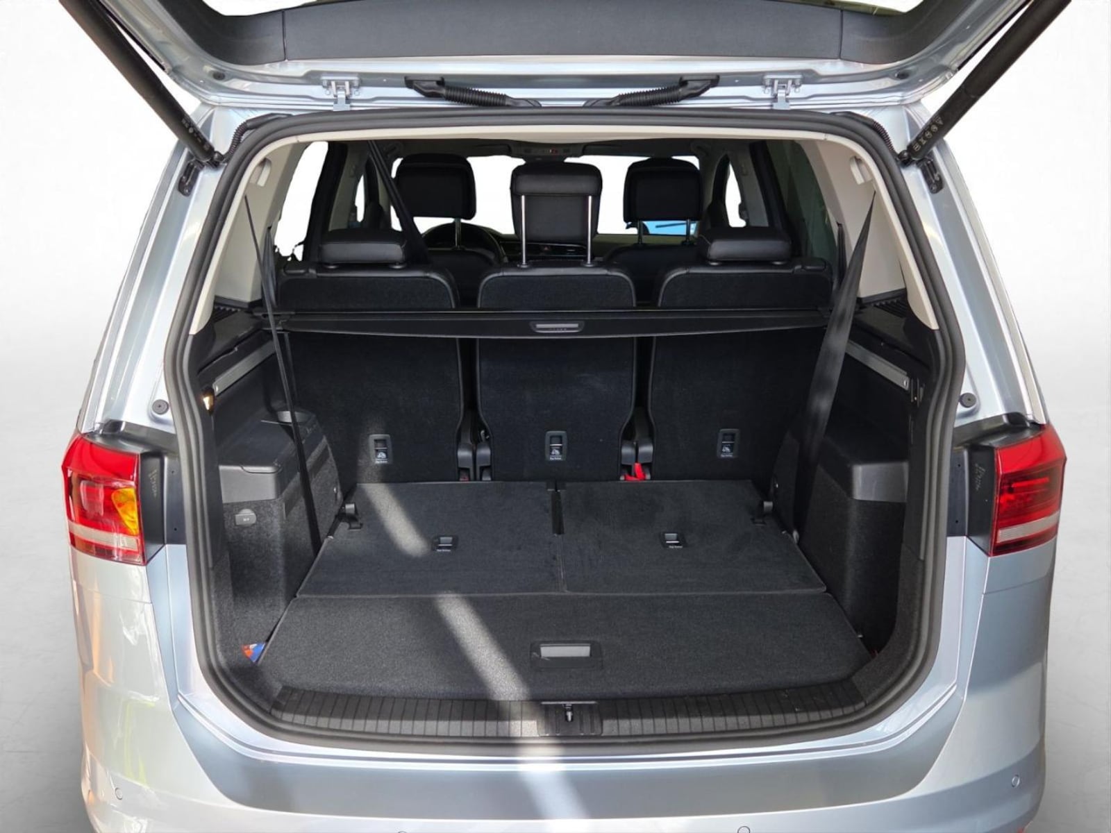 Volkswagen Touran – Bild 12