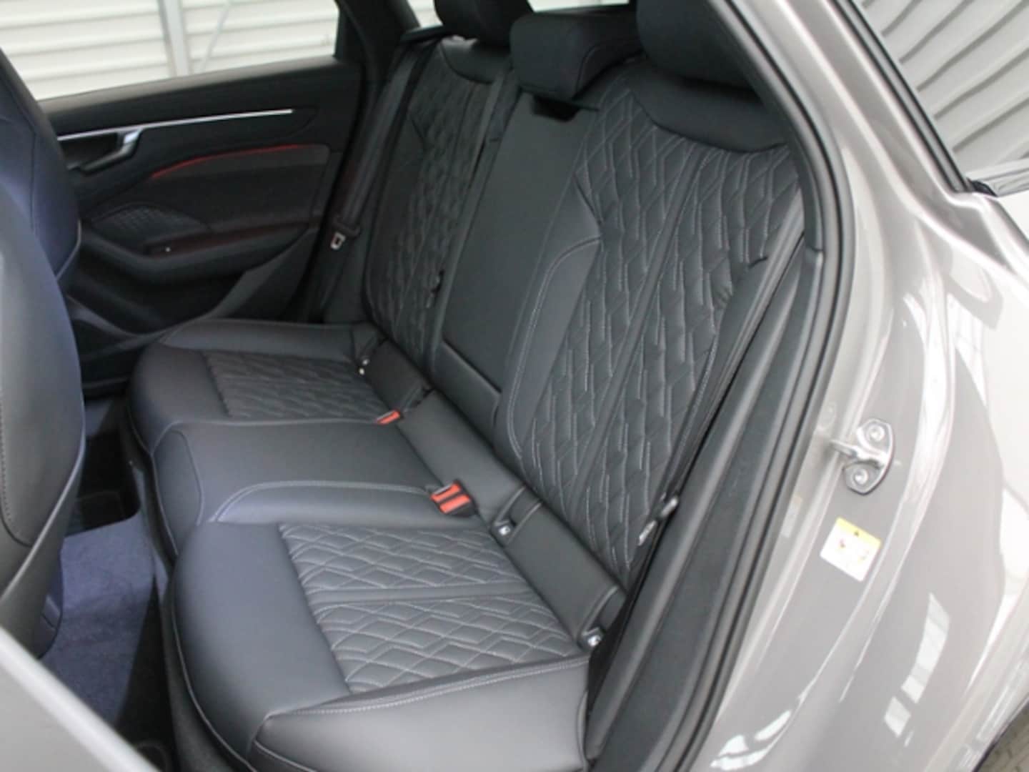 Bild über Audi A6 allroad TDI quattro 220 kW S tronic - für weitere Informationen kontaktieren Sie den Audi Partner