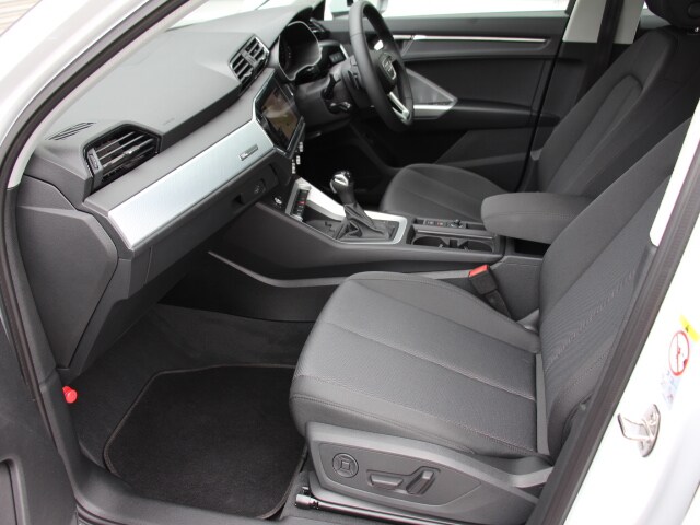 Image about Audi Q3 35 TFSI advanced 110(150) kW(PS) S tronic